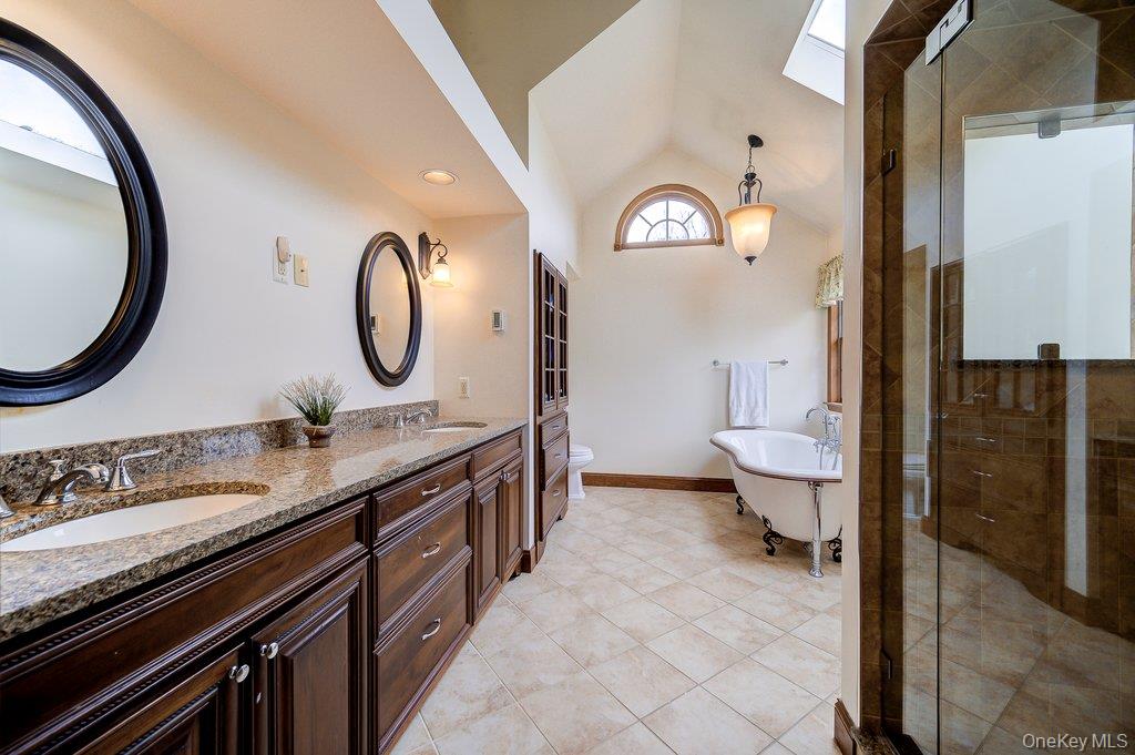 9 Mayflower Court Property Photo 12