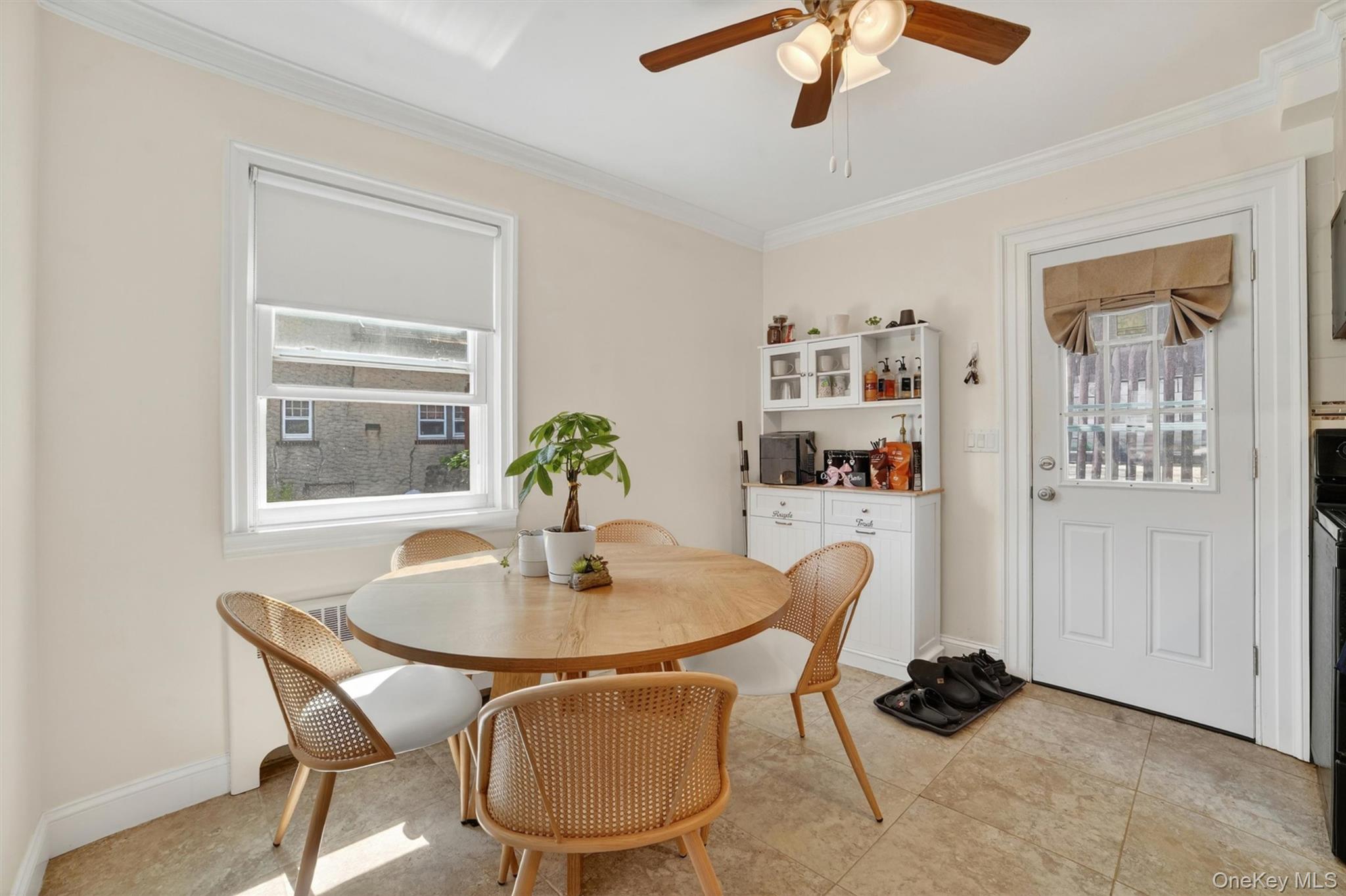 15 Halley Street Property Photo 6