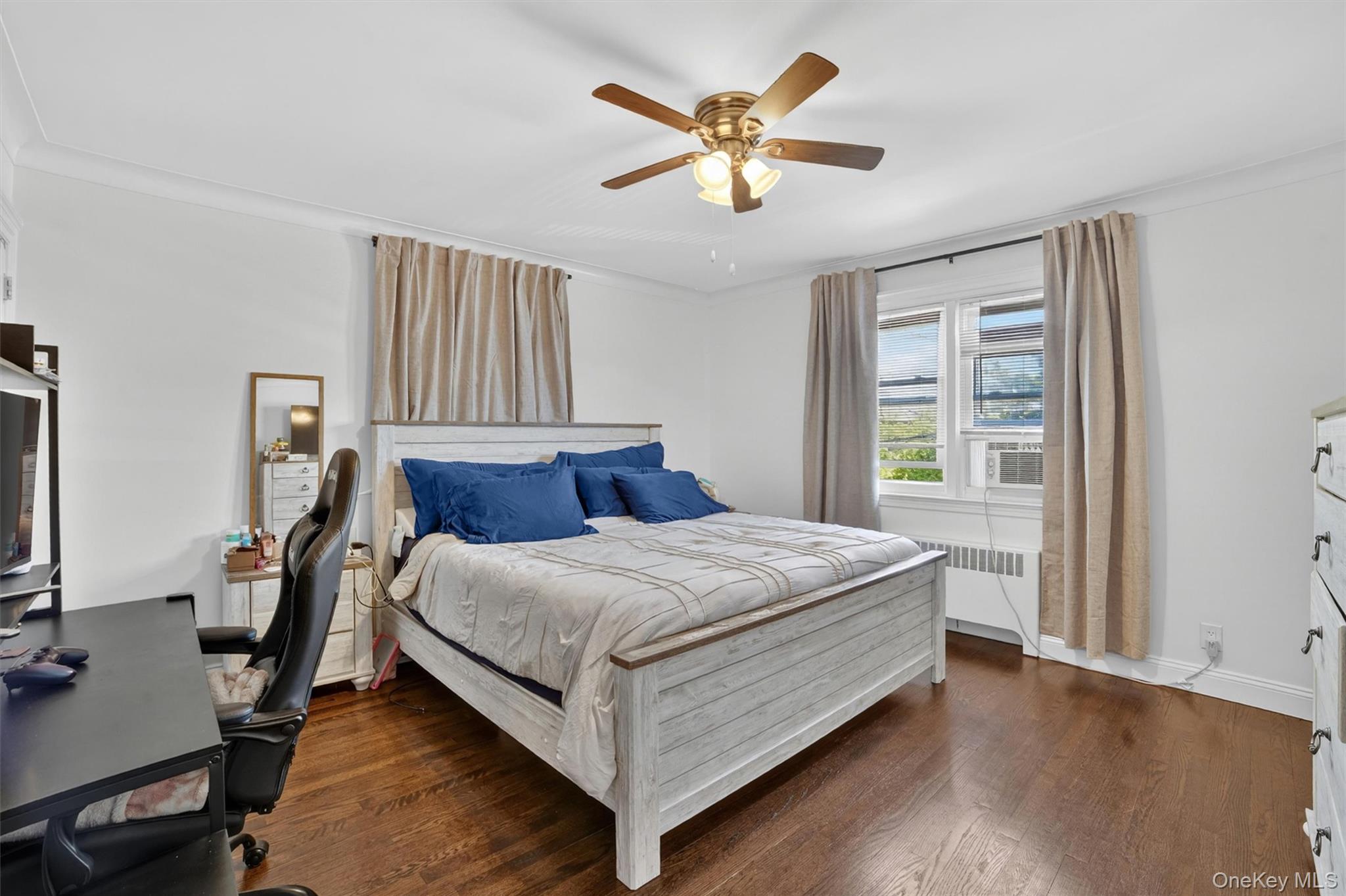 15 Halley Street Property Photo 14