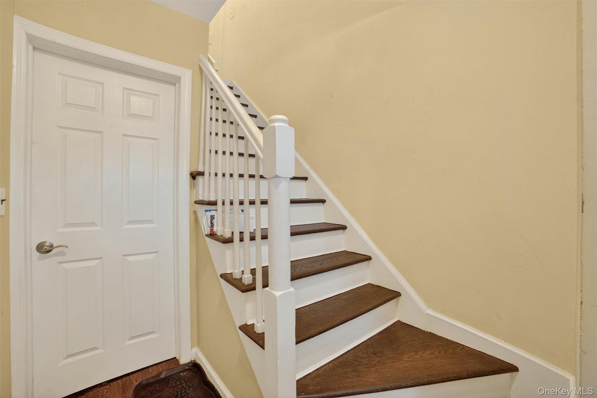 15 Halley Street Property Photo 16