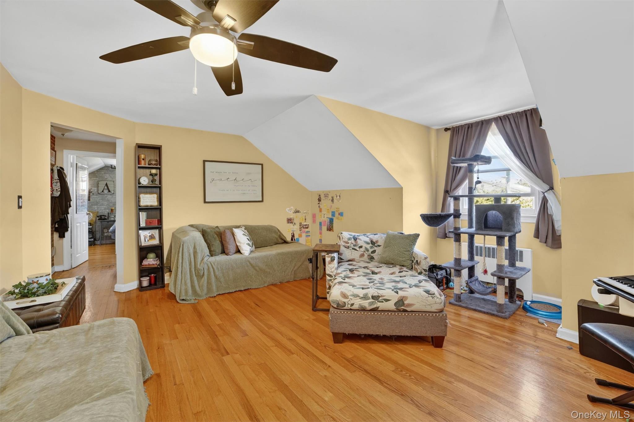 15 Halley Street Property Photo 19