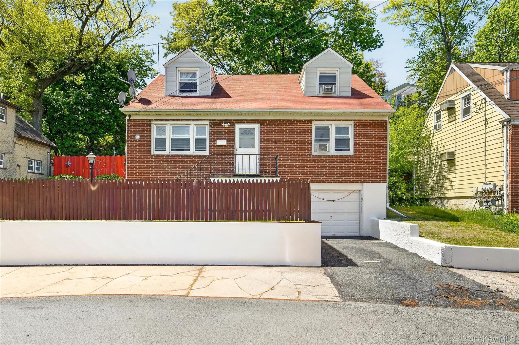 15 Halley Street Property Photo 44