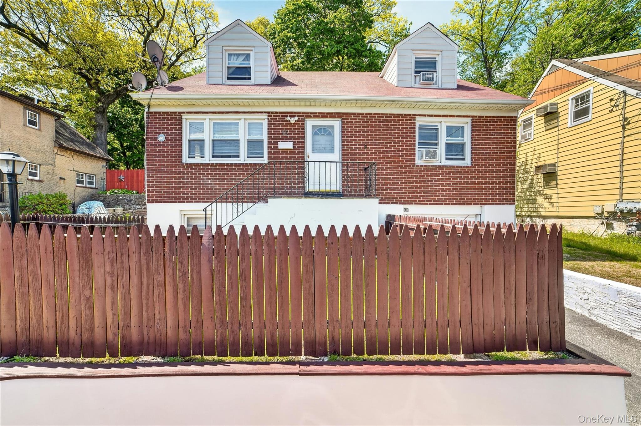 15 Halley Street Property Photo 46