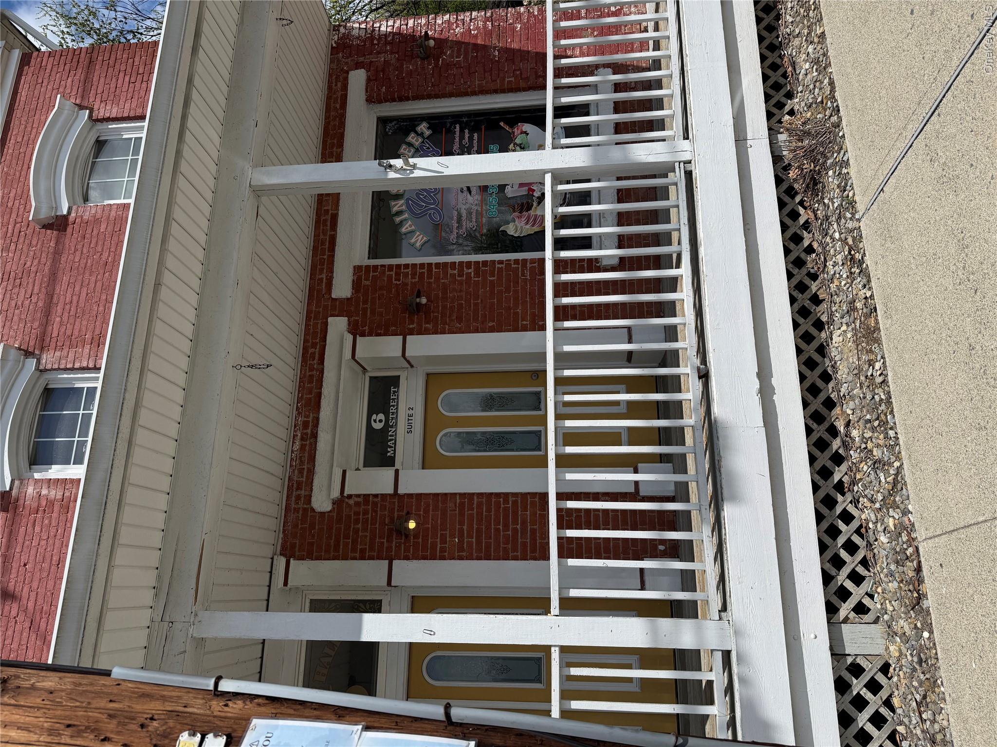 6 Main Street Property Photo 1