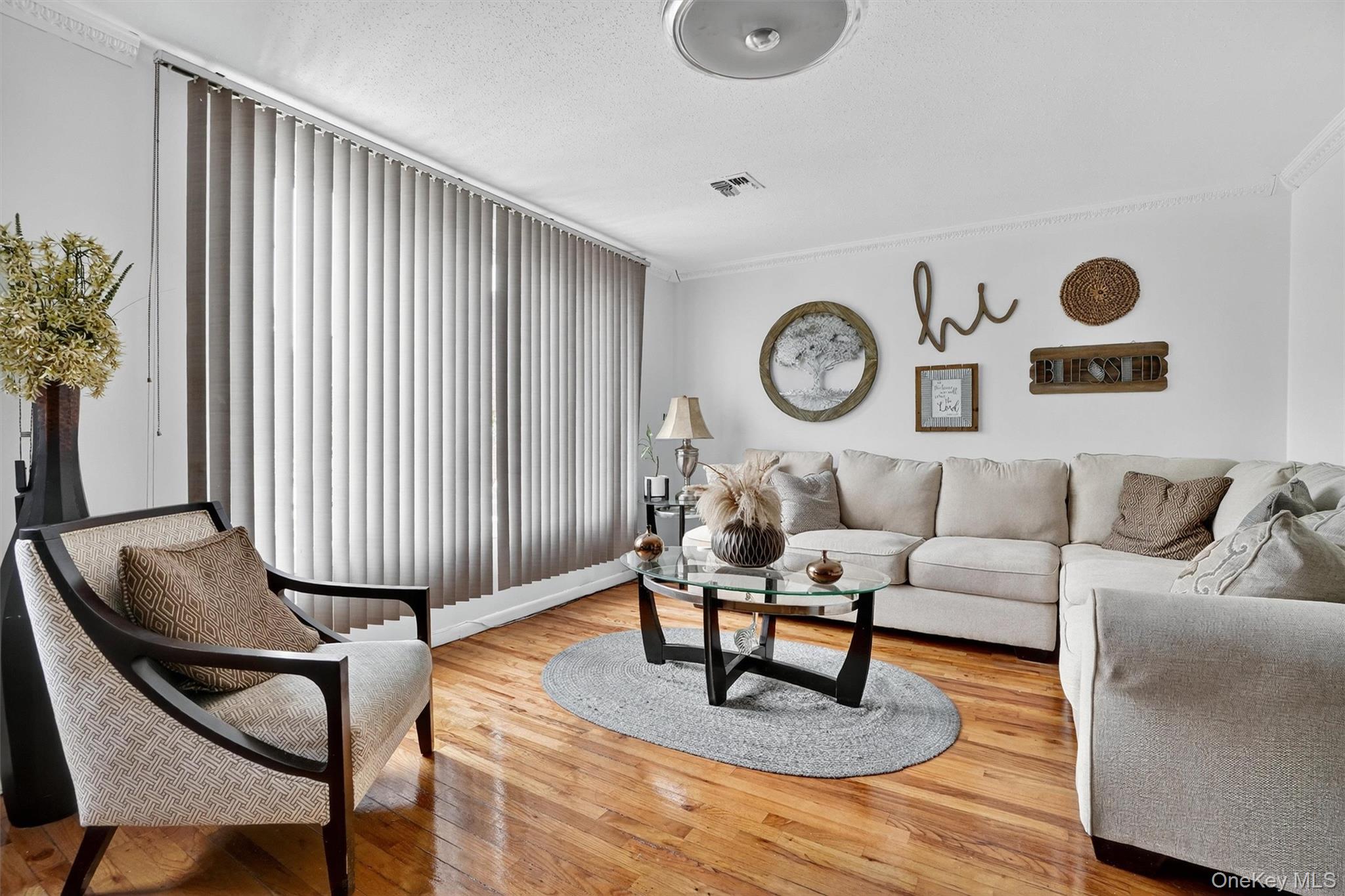 553 Fox Street Property Photo 13