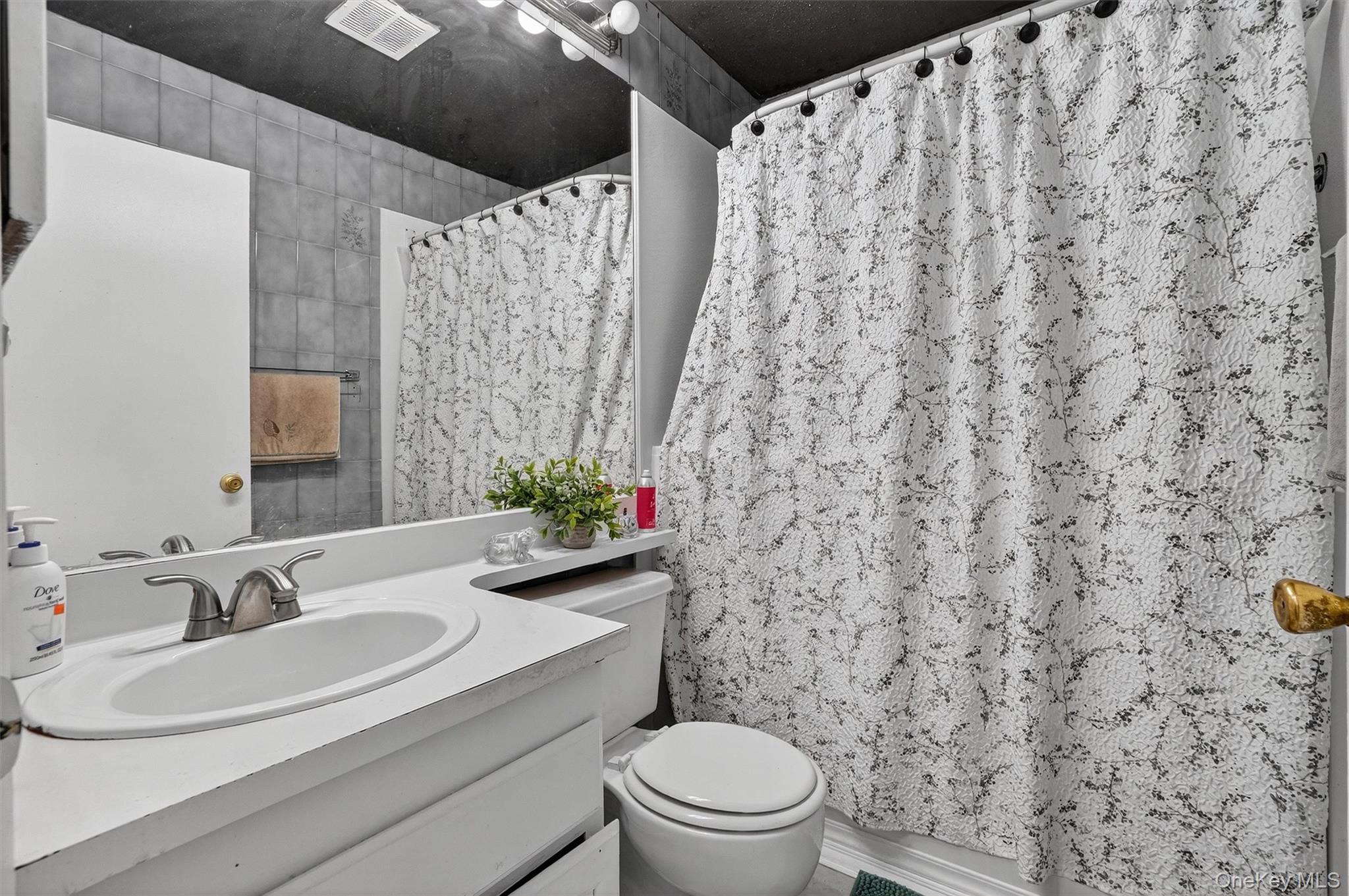 553 Fox Street Property Photo 26
