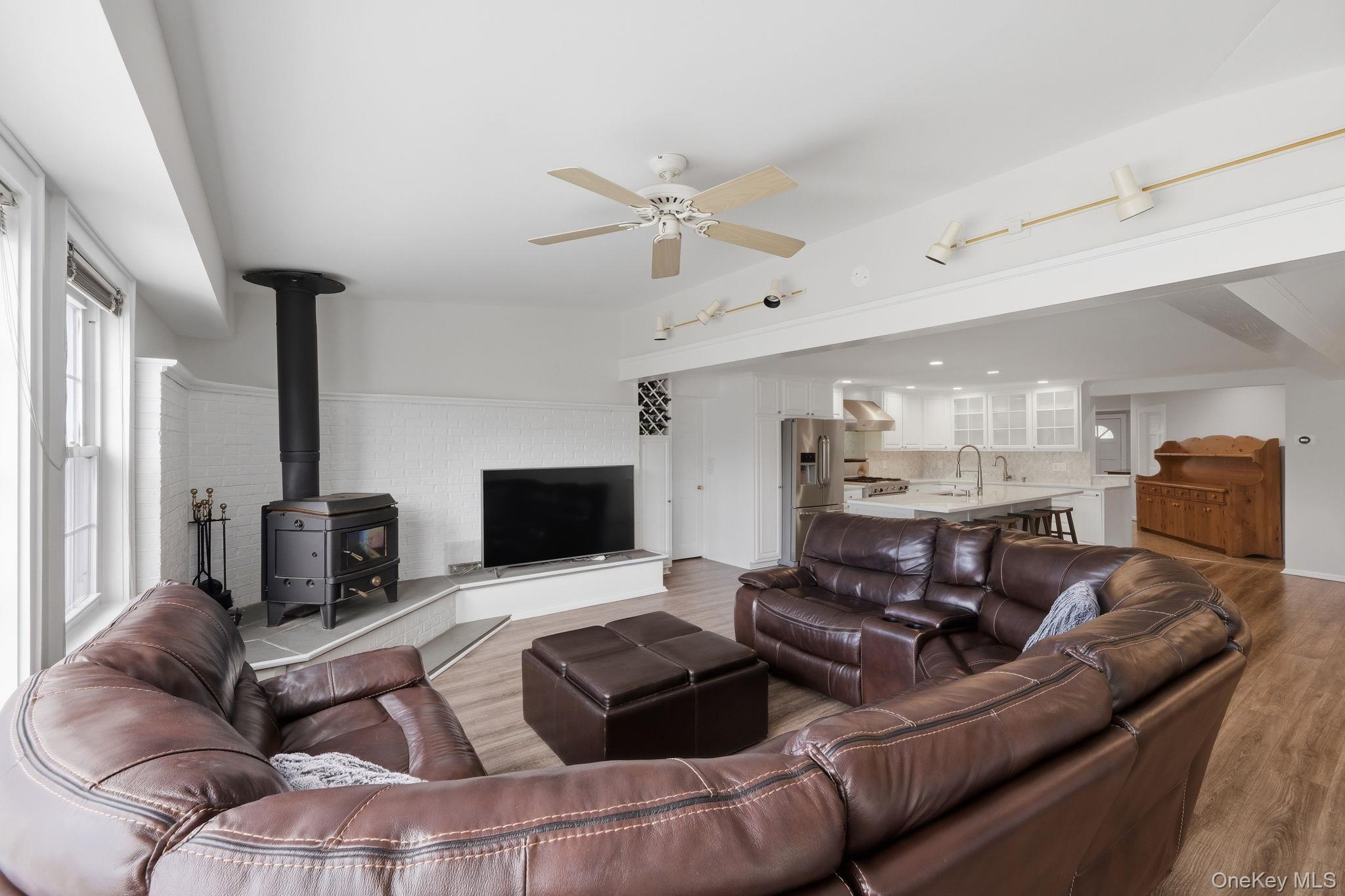 60a Union Avenue Property Photo 14