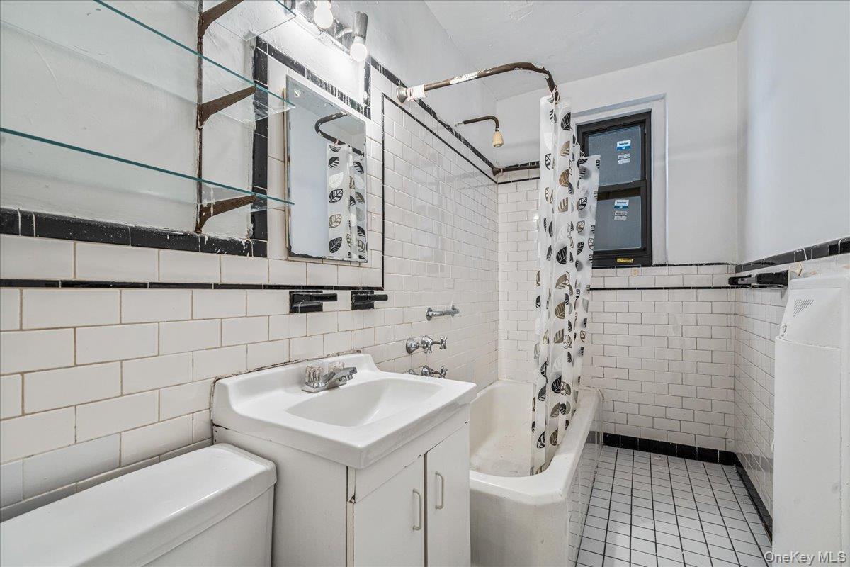 92-11 35th Avenue 2a Property Photo 7