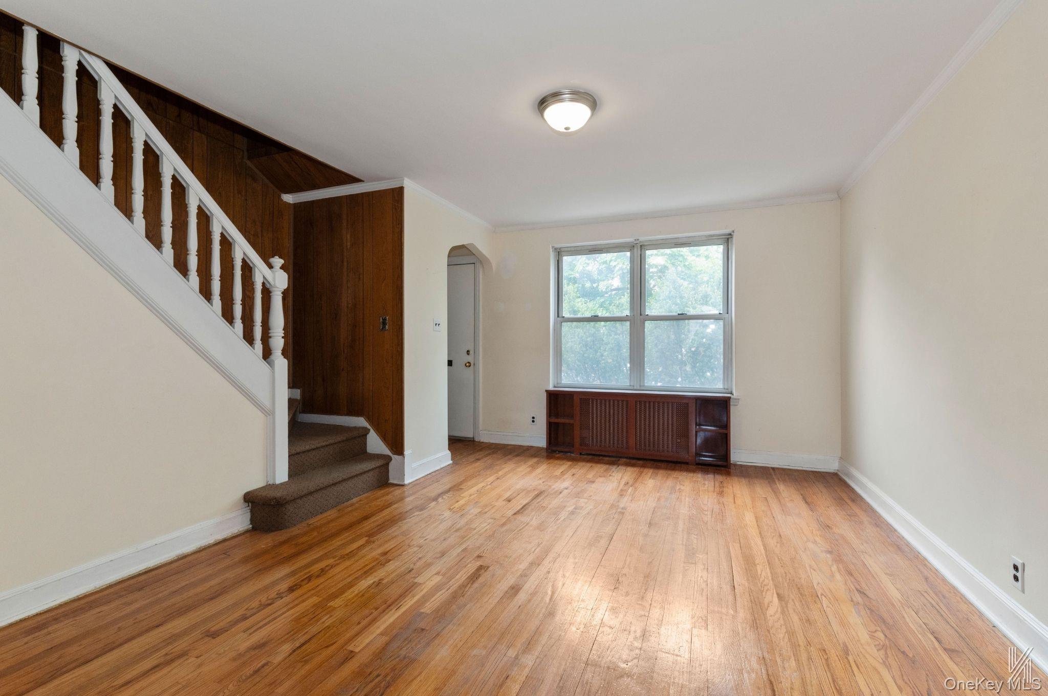 20-29 28th Street Property Photo 2