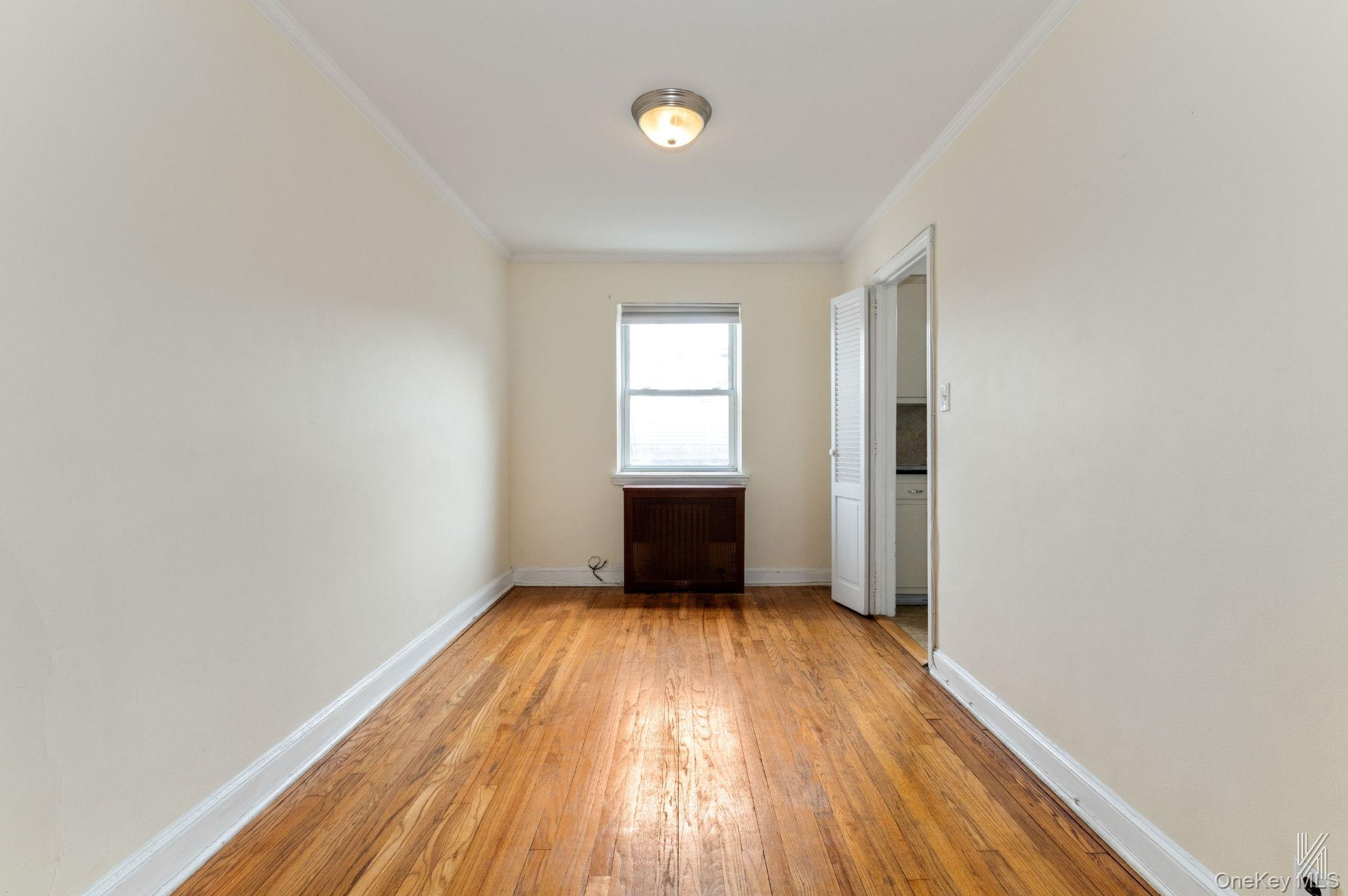 20-29 28th Street Property Photo 6
