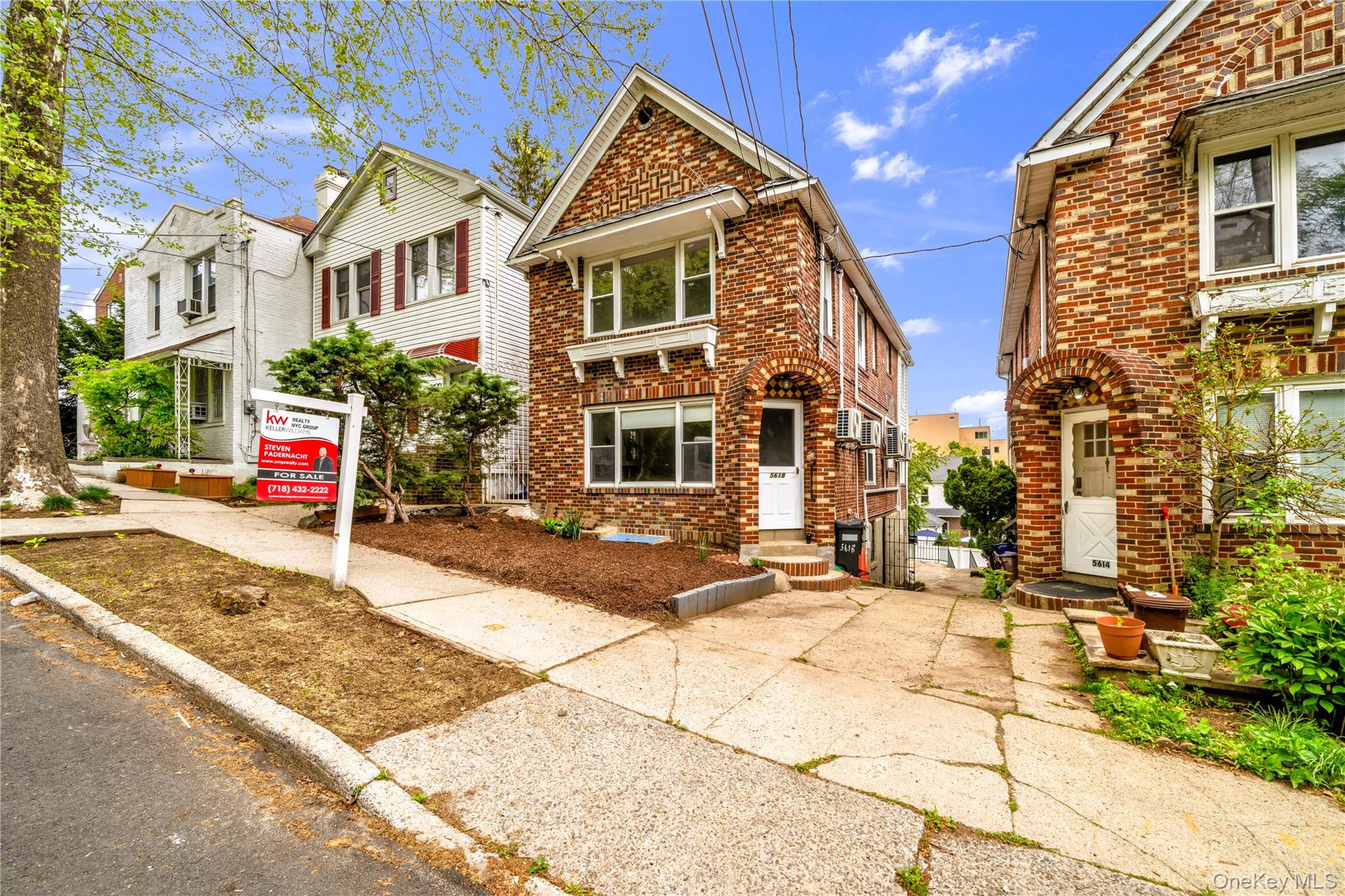 5618 Sylvan Avenue Property Photo 3
