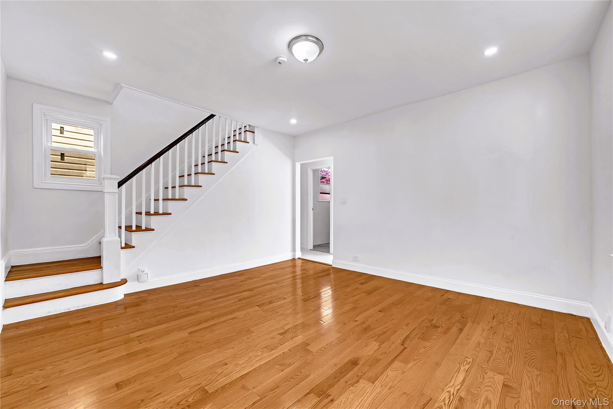 5618 Sylvan Avenue Property Photo 10