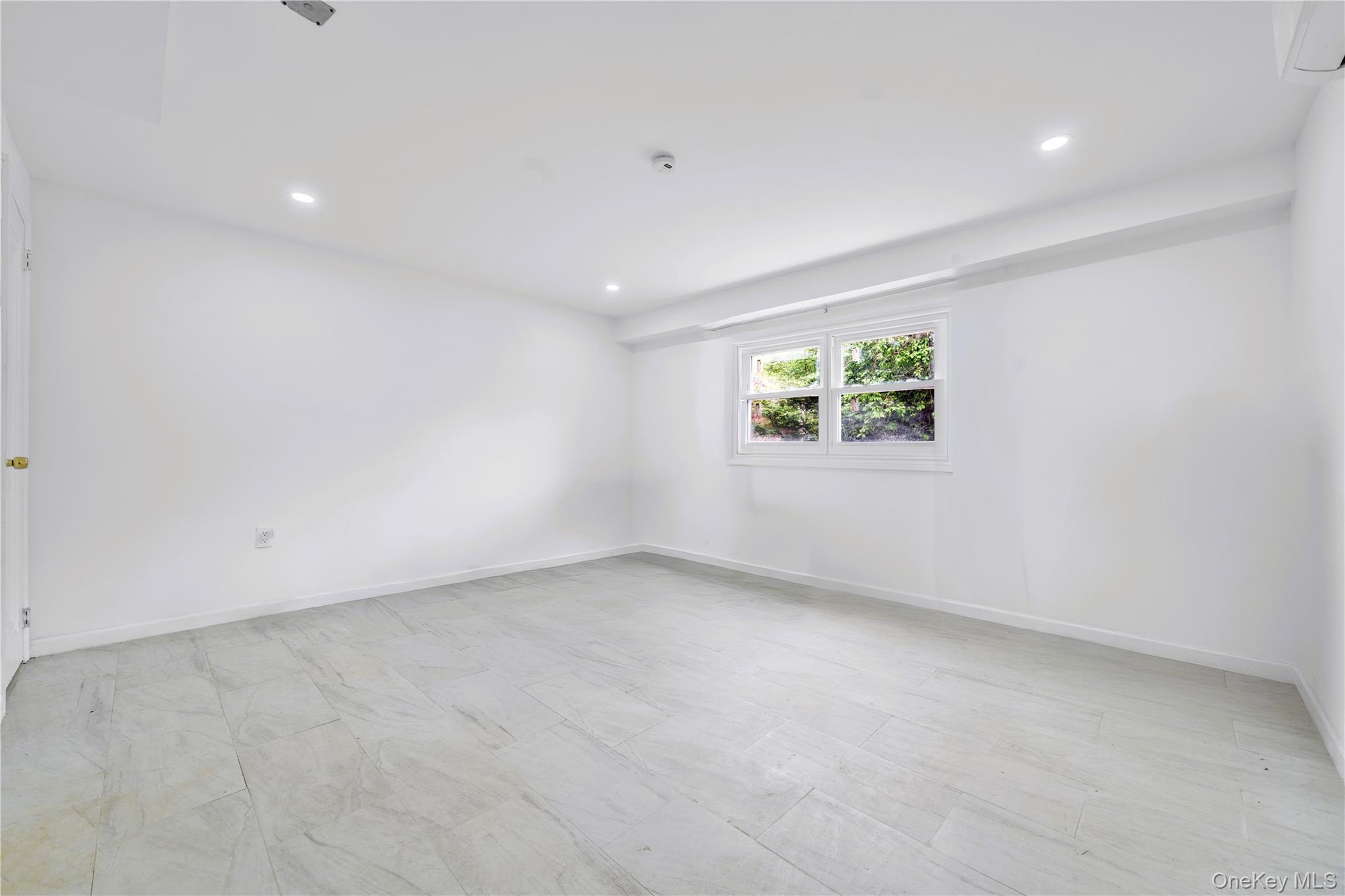 5618 Sylvan Avenue Property Photo 30