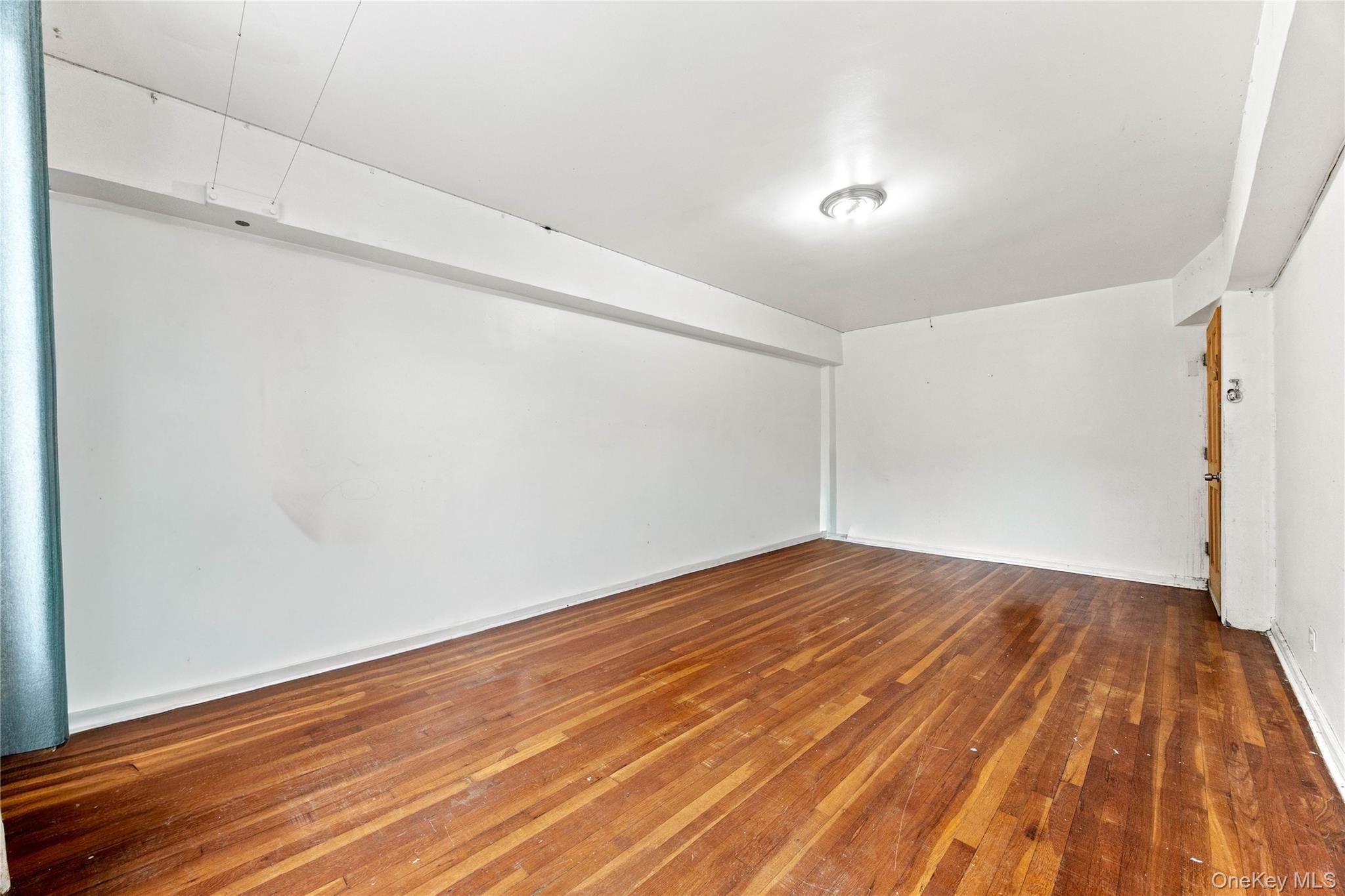 2275 Cruger Ave 3a Property Photo 3