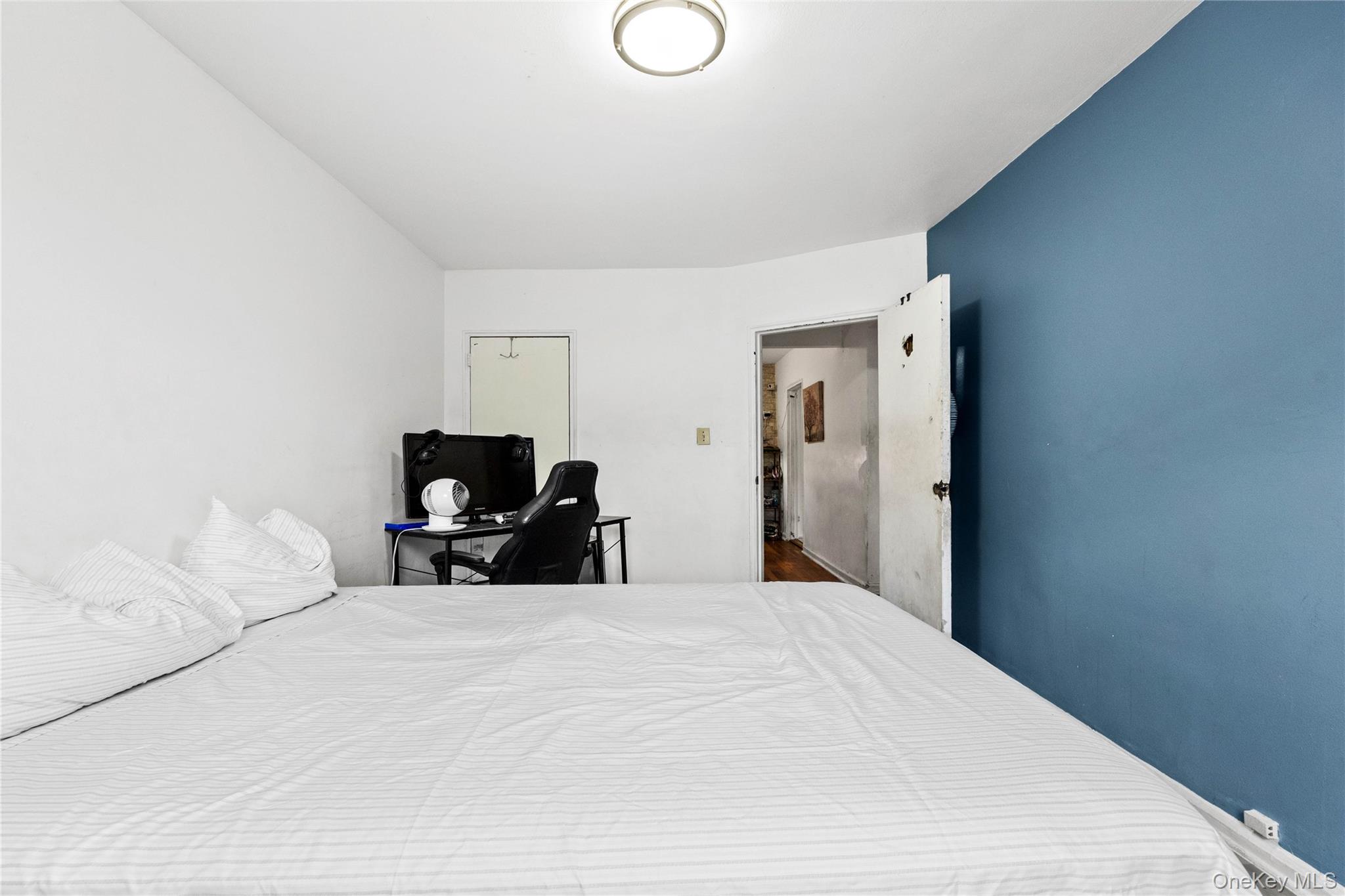 2275 Cruger Ave 3a Property Photo 6