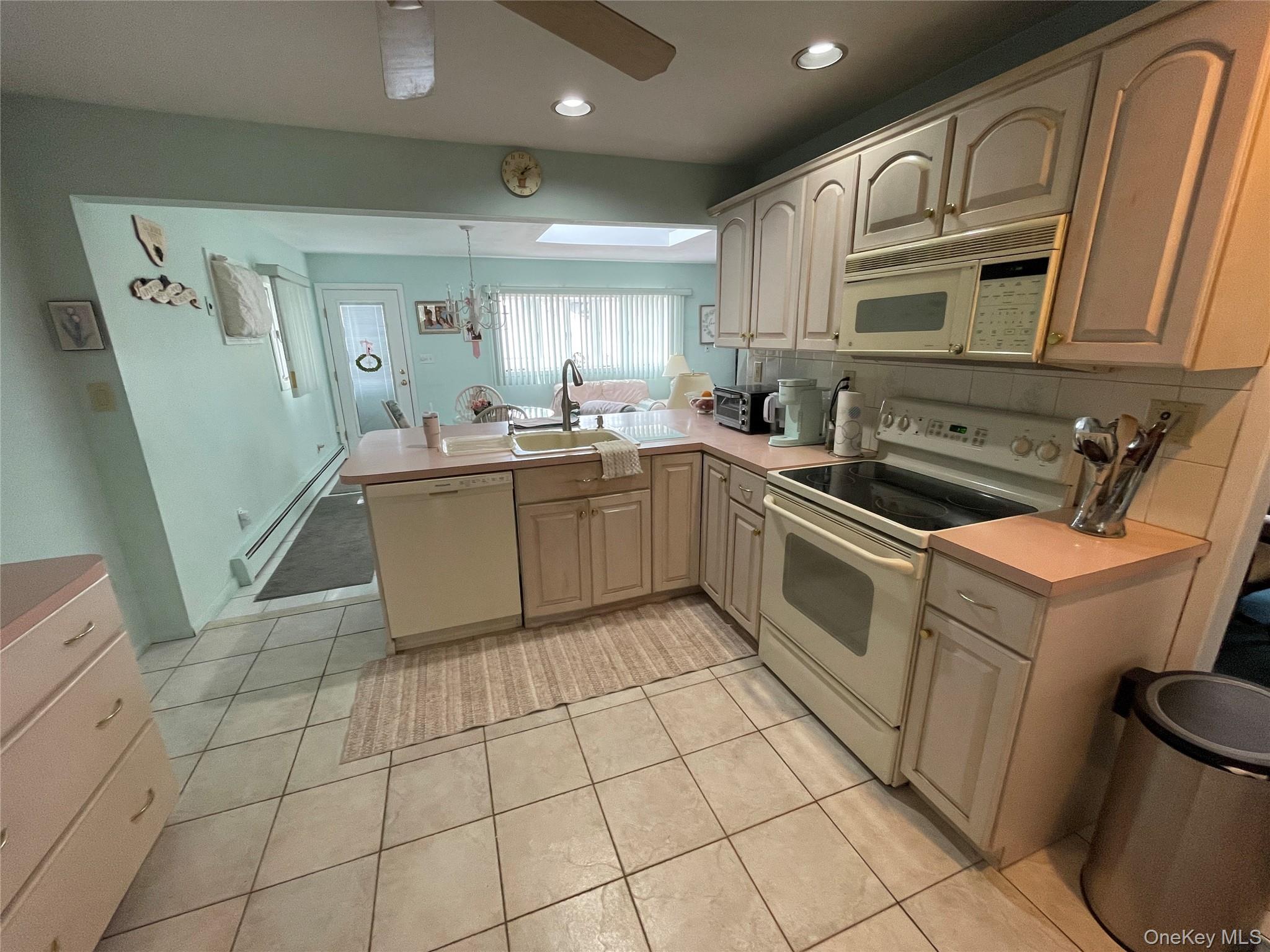 581 Grand Avenue Property Photo 9