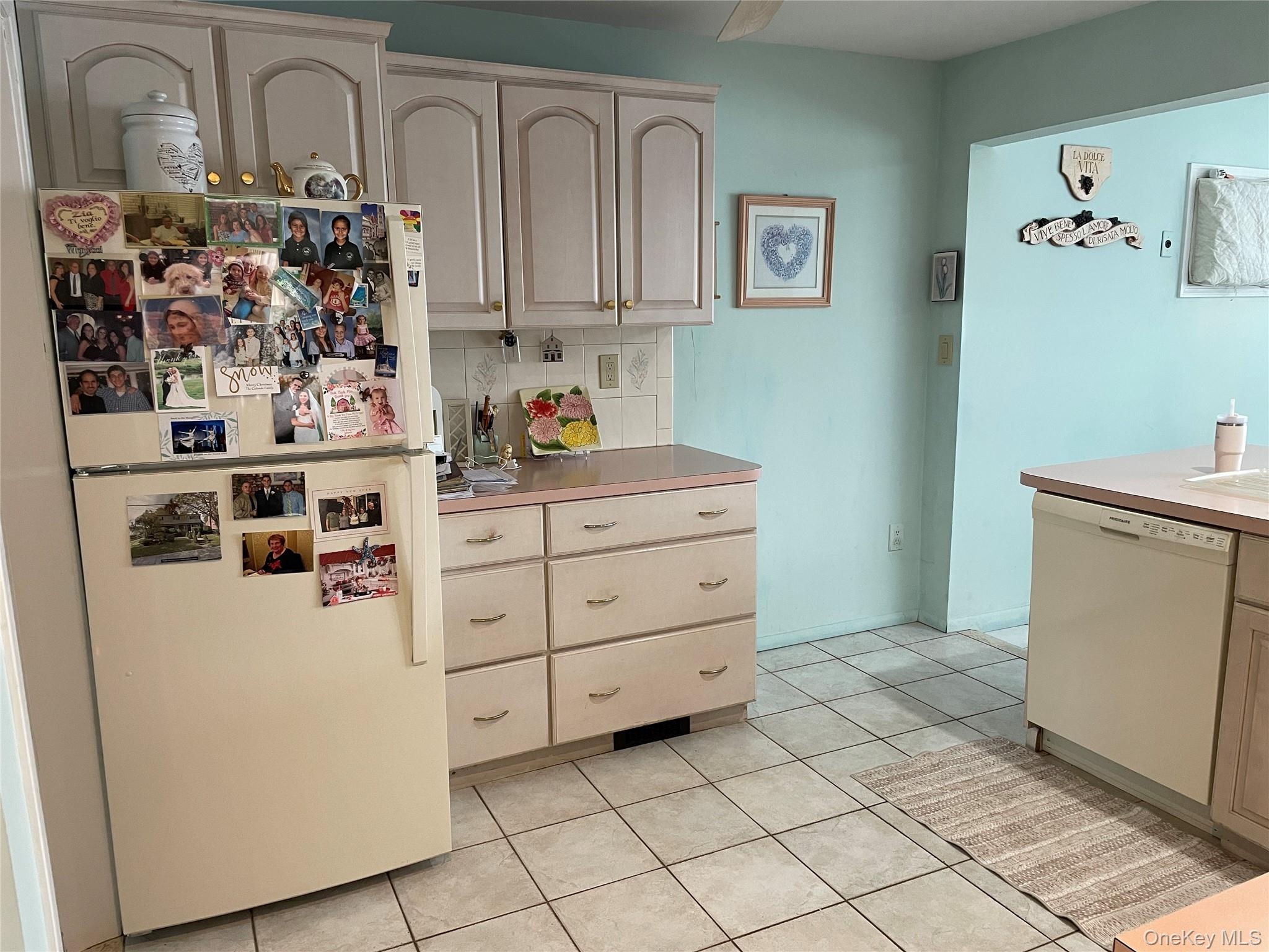 581 Grand Avenue Property Photo 10