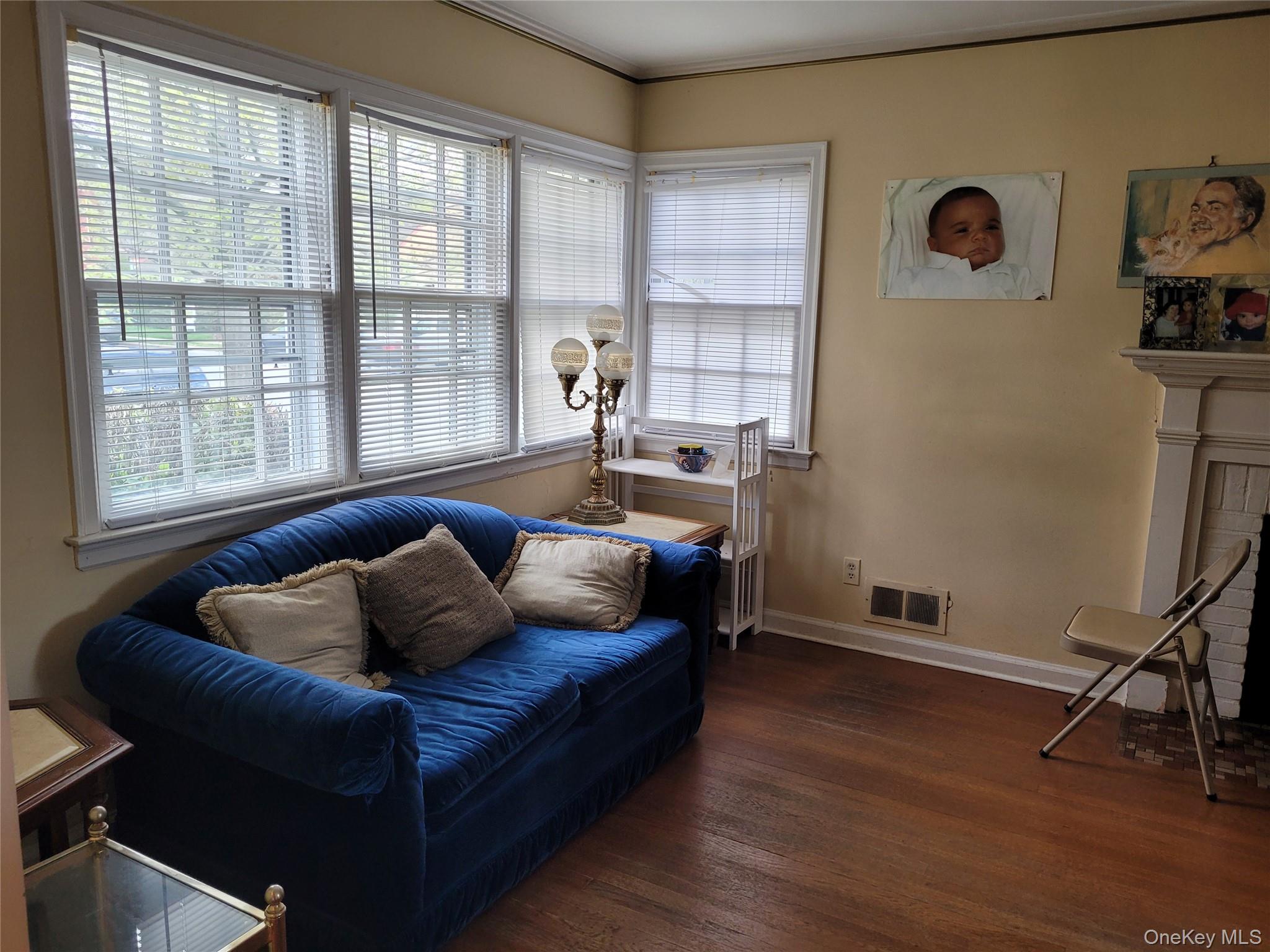 33 Nassau Boulevard Property Photo 19