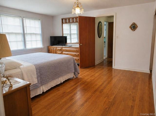 33 Nassau Boulevard Property Photo 26