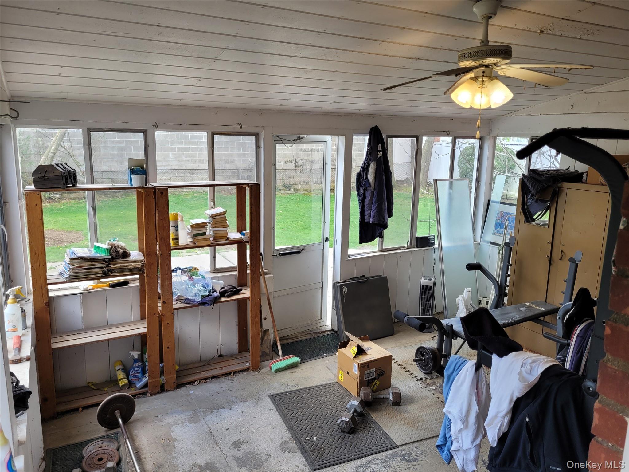 33 Nassau Boulevard Property Photo 31