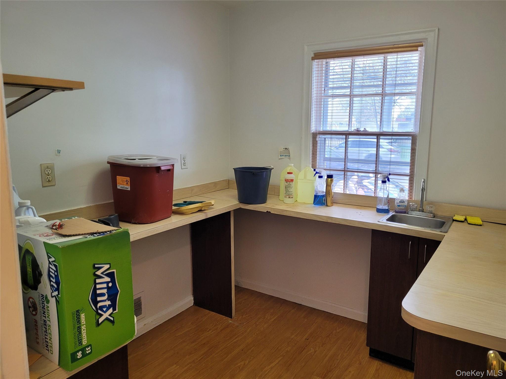 33 Nassau Boulevard Property Photo 41