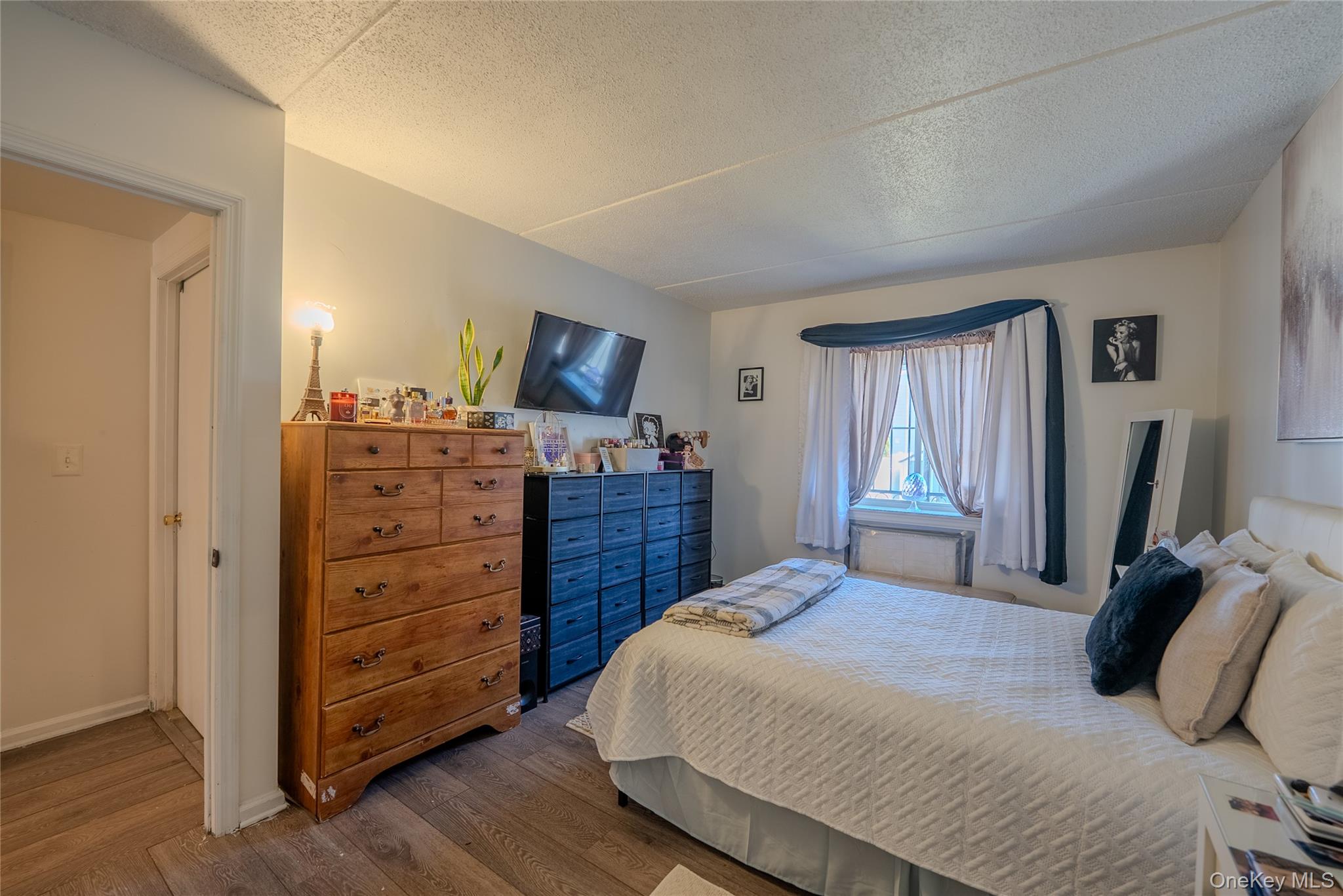 130 Beach 62nd Street 60 Property Photo 15