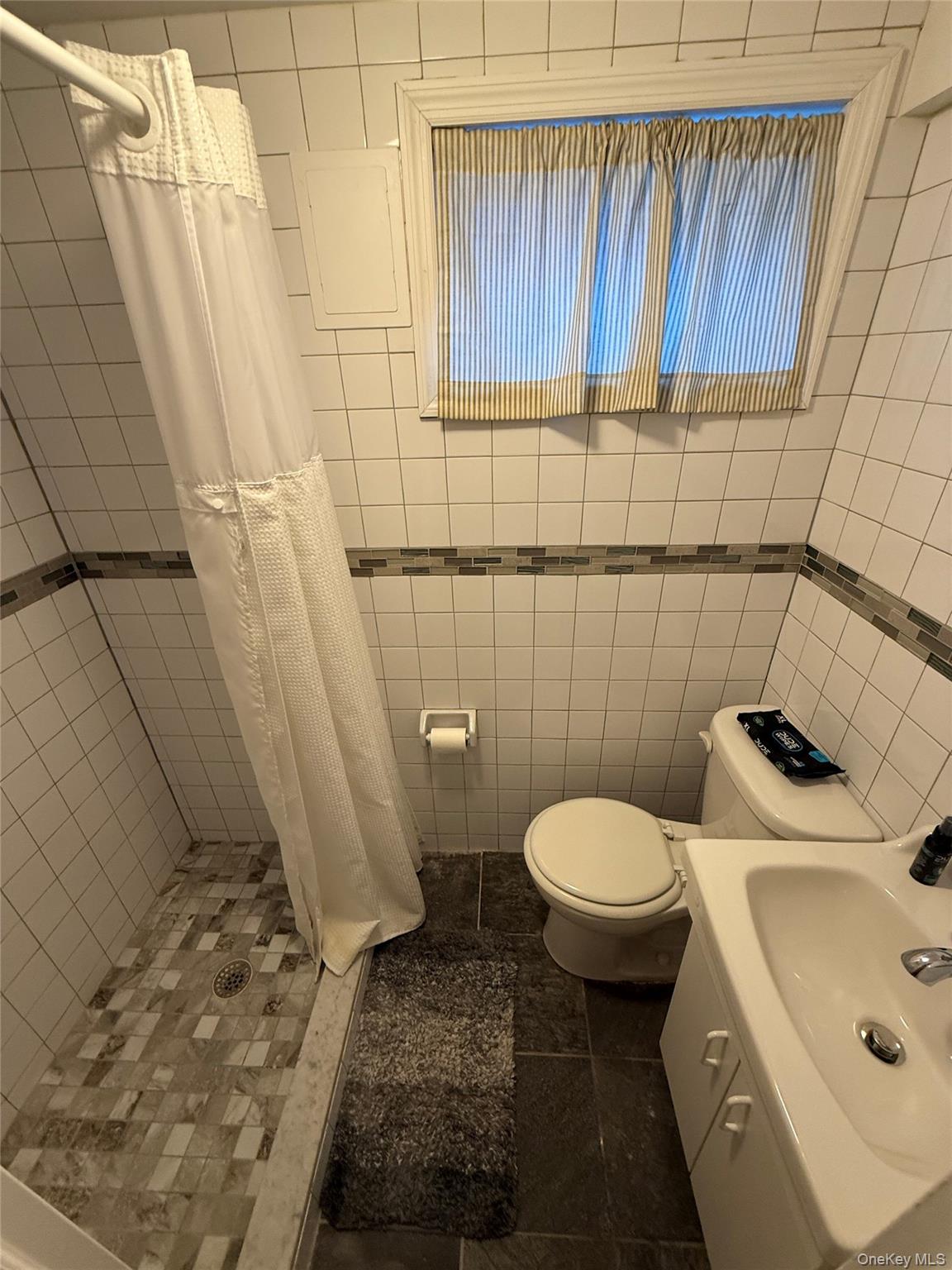 8802 79th Avenue Property Photo 14
