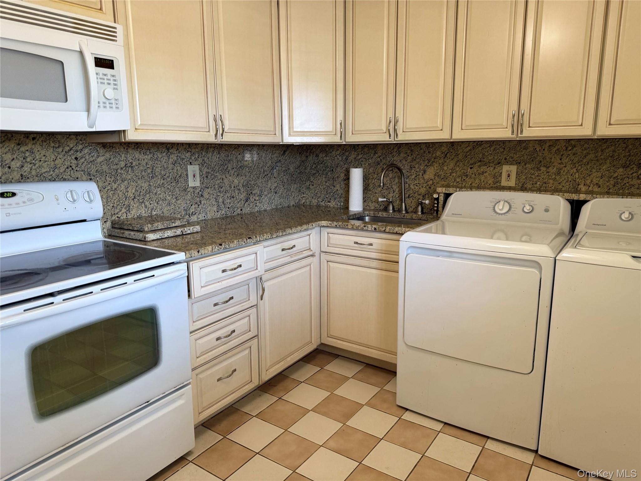 58 Harbor Road Property Photo 3