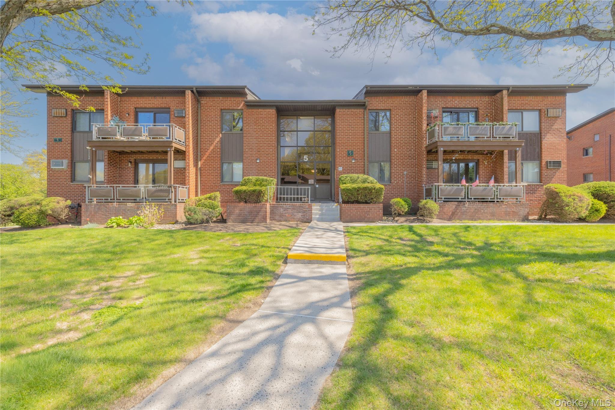 5 Darian Court 2A Property Photo 1