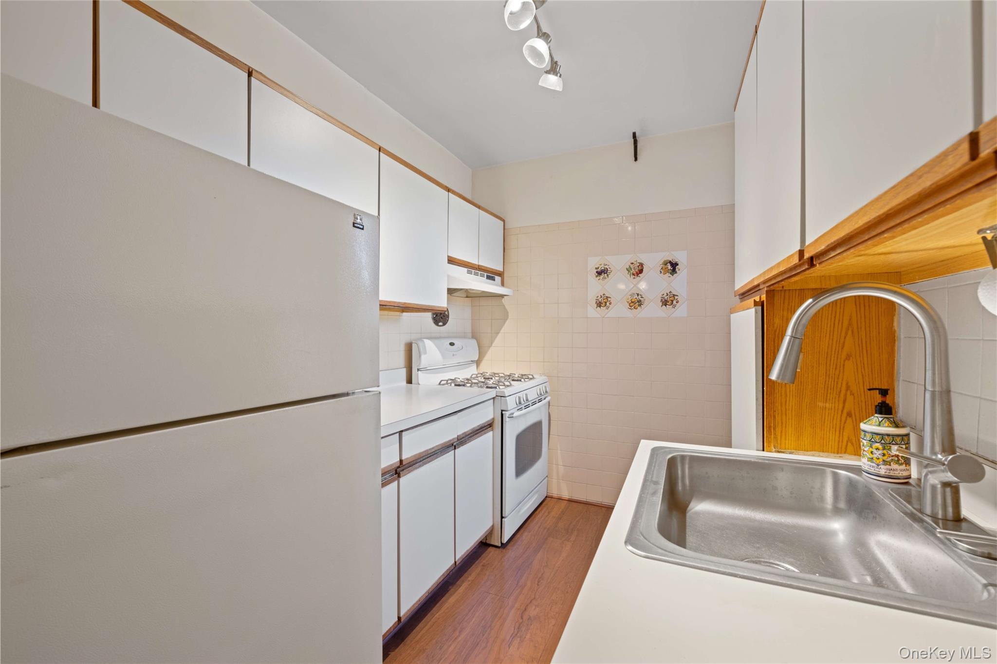 6787 Booth Street 5h Property Photo 12