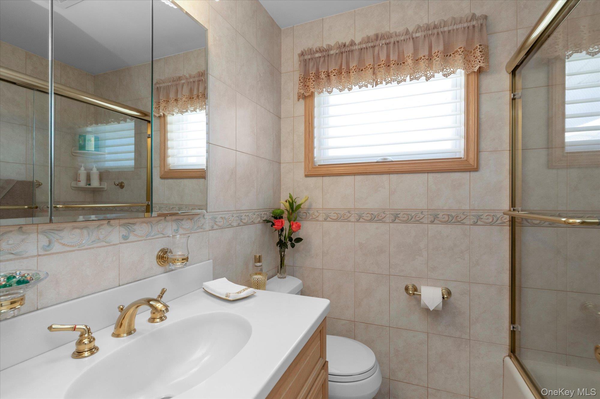 25 Bayview Avenue Property Photo 14