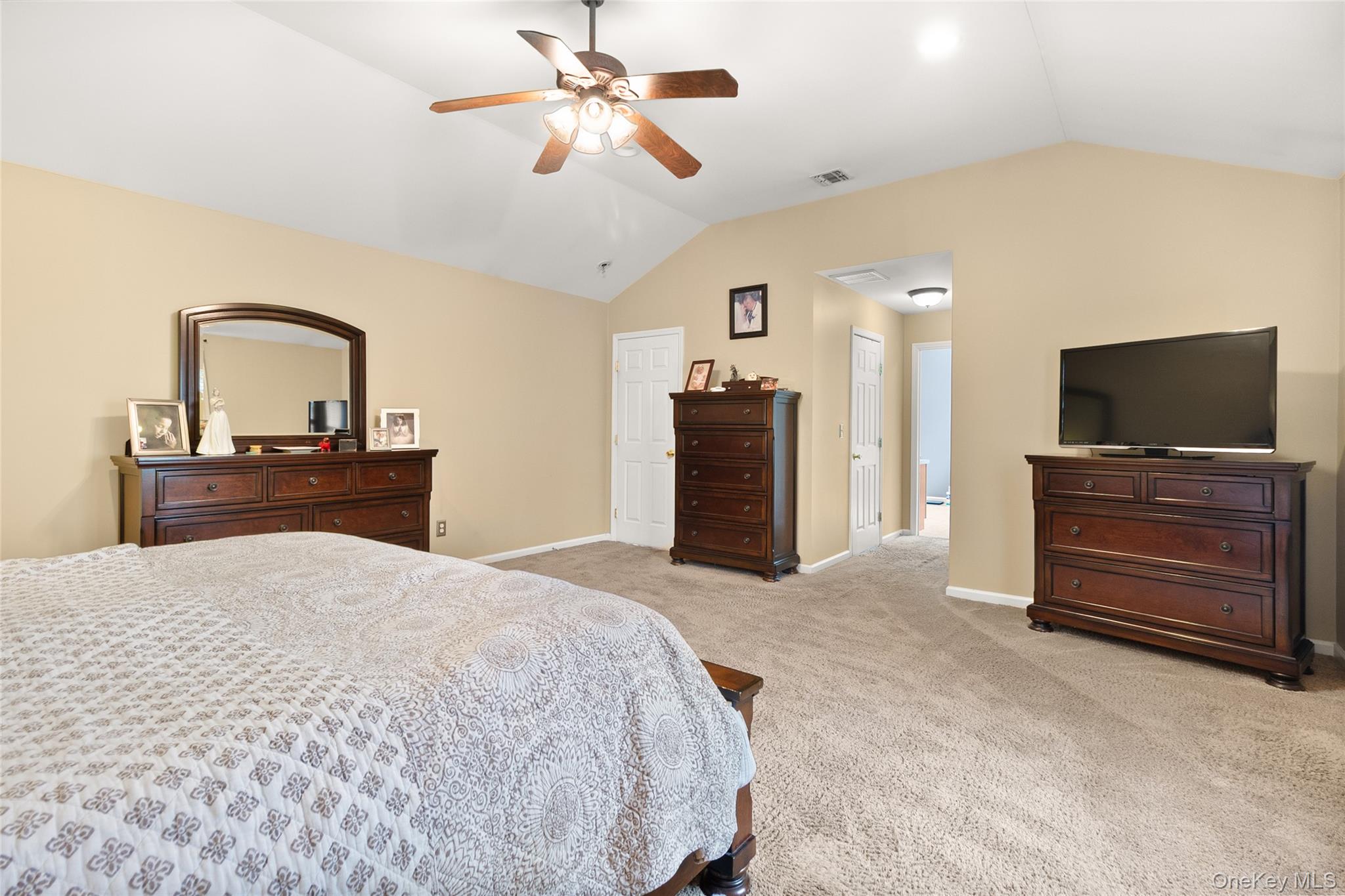 251 Oakwood Road Property Photo 21