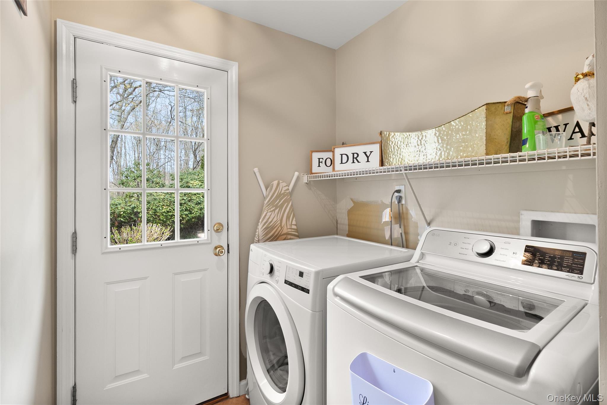 251 Oakwood Road Property Photo 28