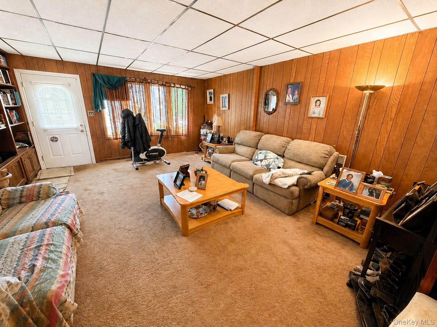 1223 E 89th Street Property Photo 4