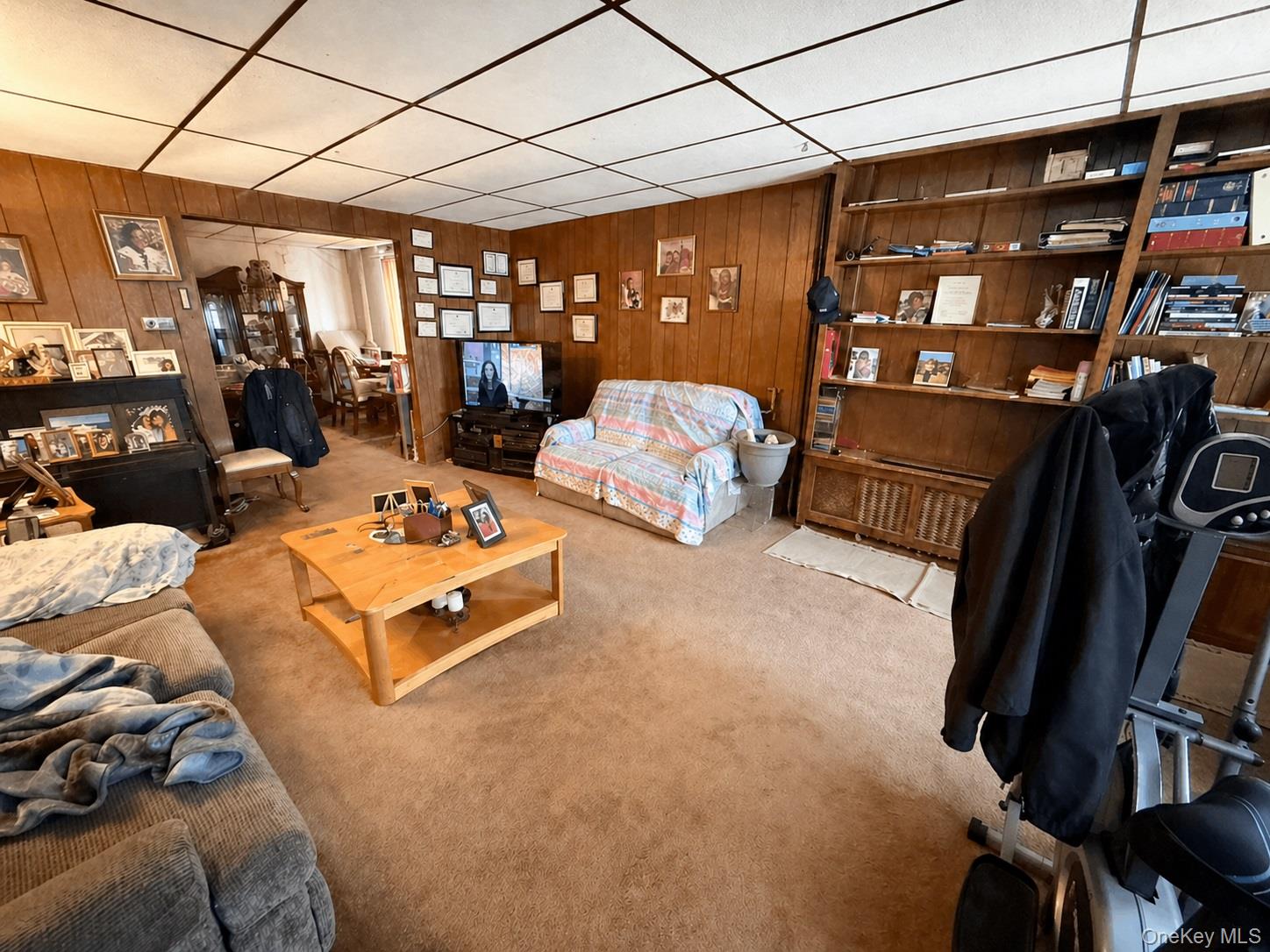 1223 E 89th Street Property Photo 5