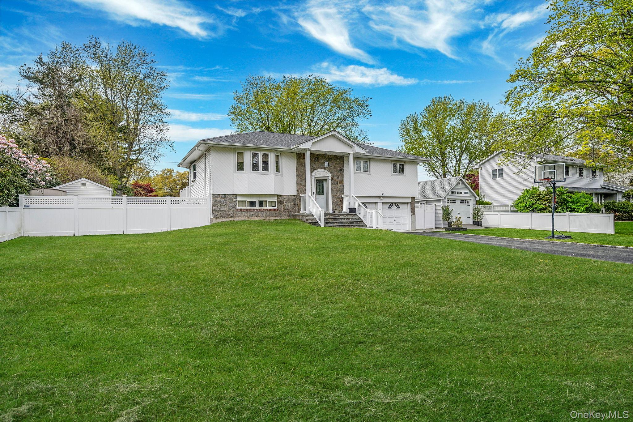 6 Warbler Lane Property Photo 1
