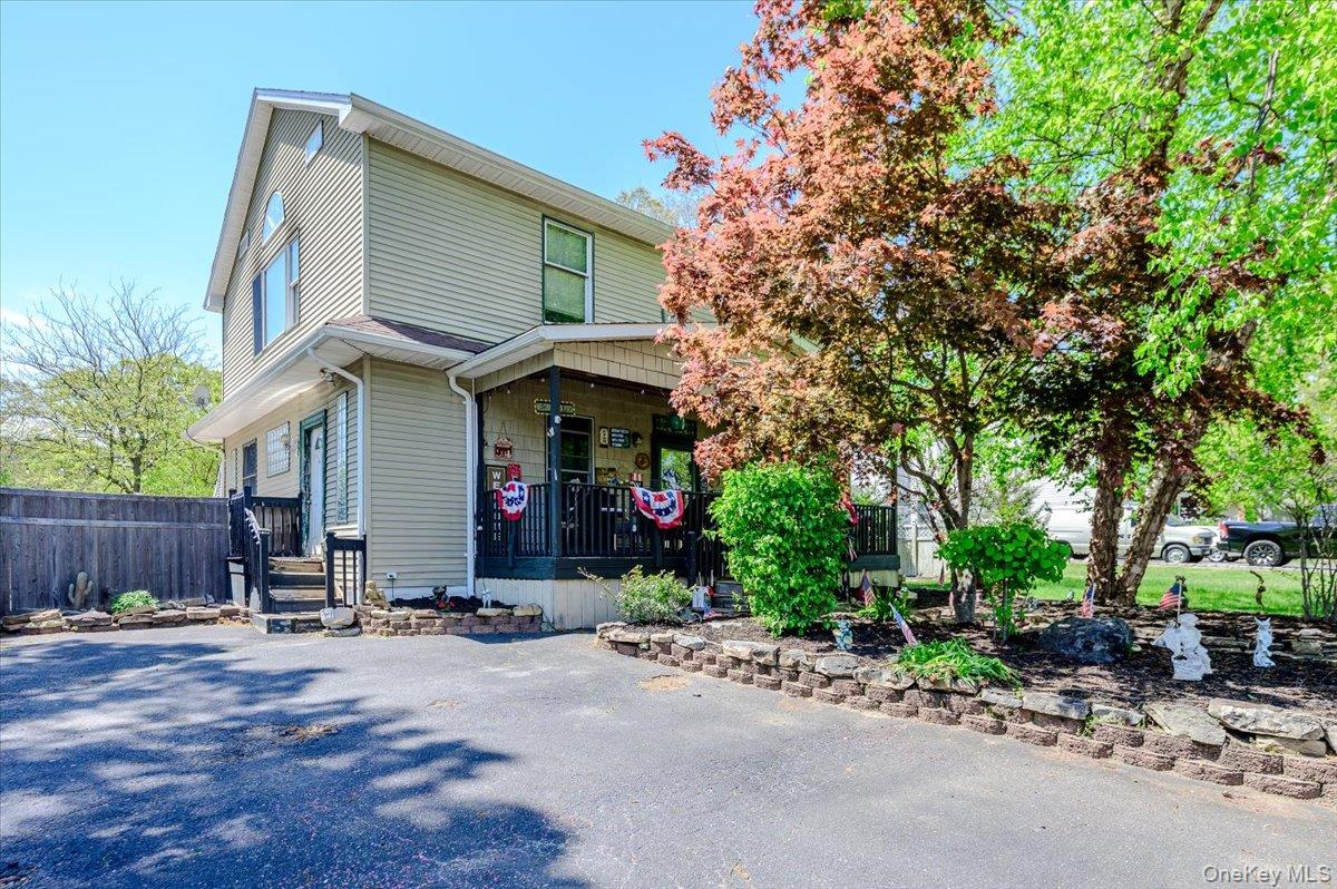 35 Cooke Avenue Property Photo 1