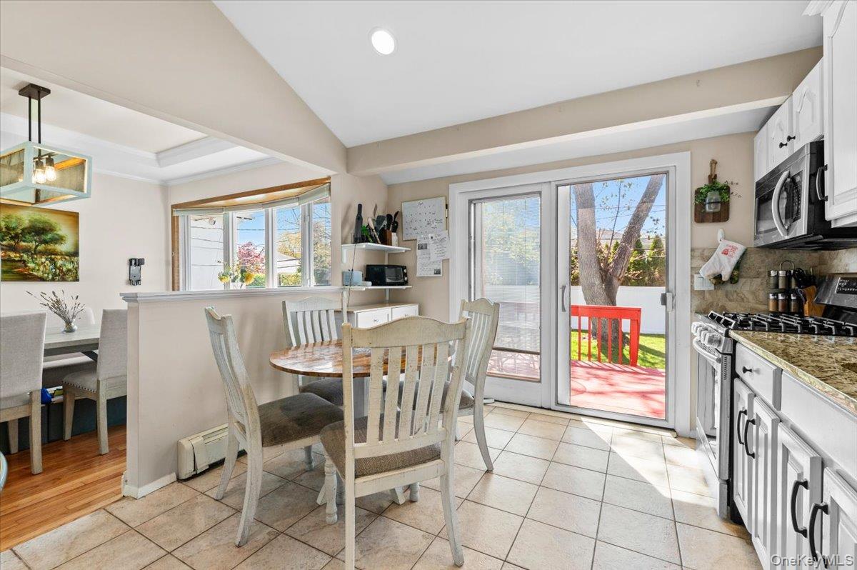 61 Winthrop Road Property Photo 10