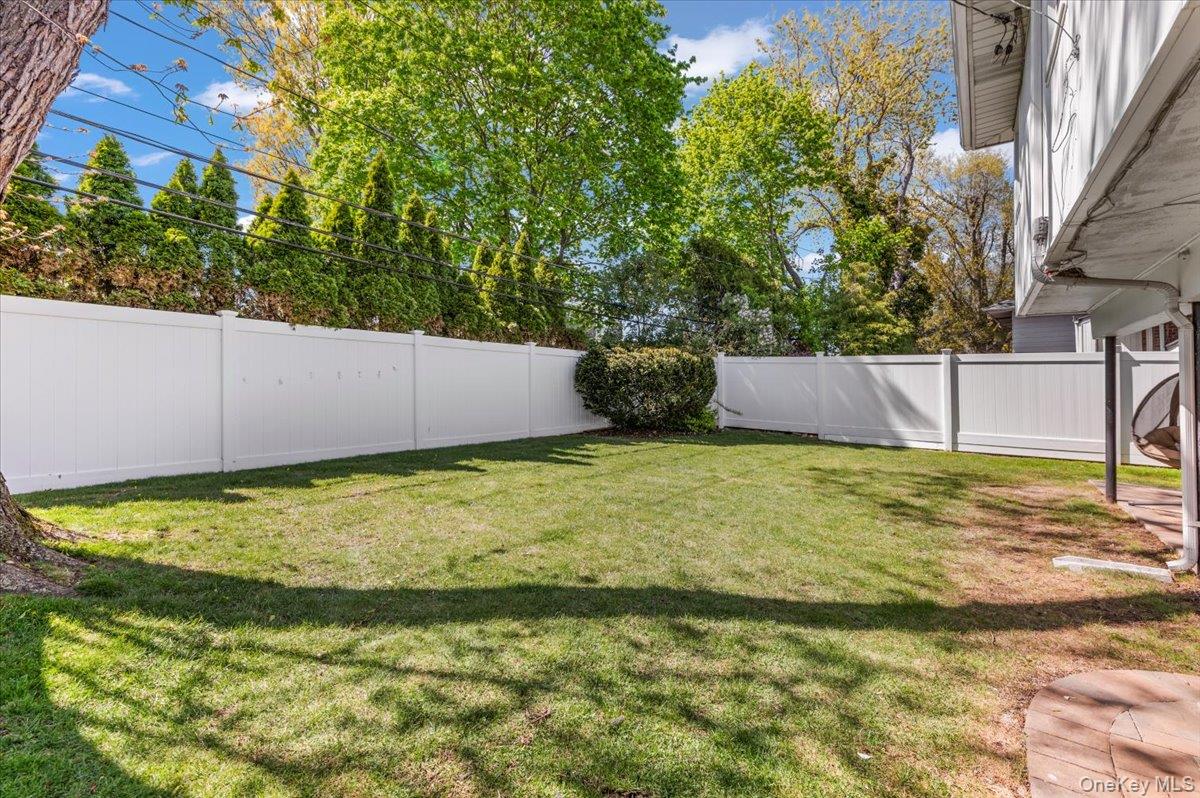 61 Winthrop Road Property Photo 30