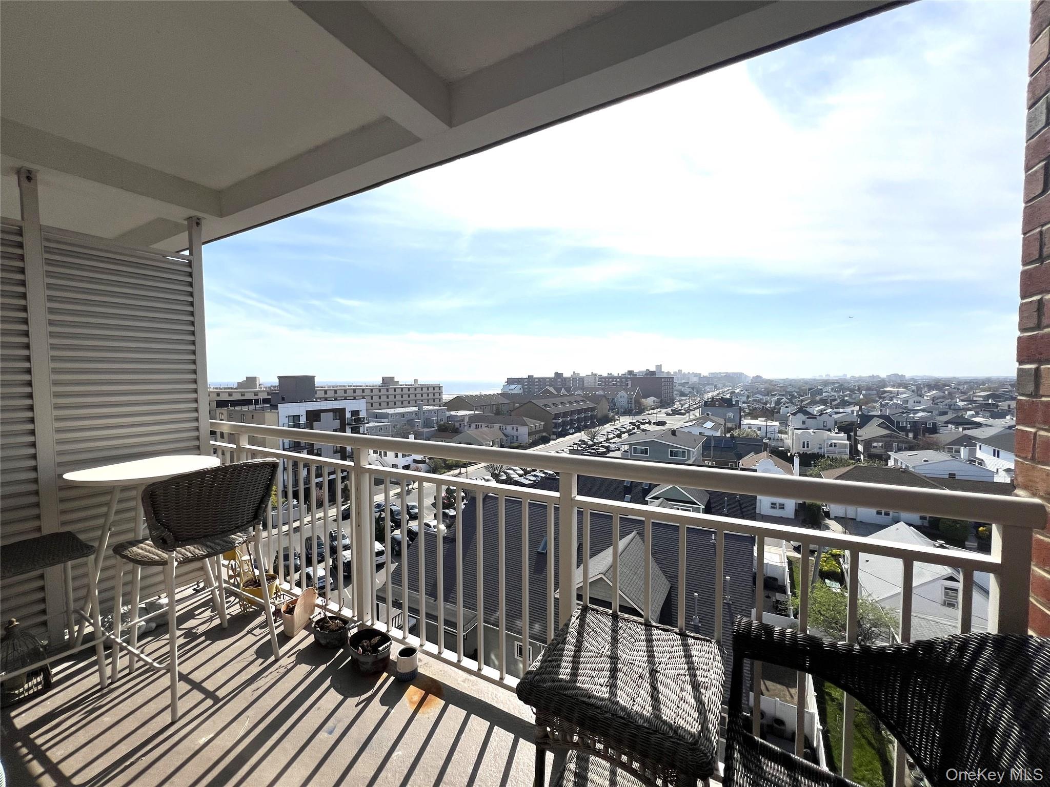 855 E Broadway 6g Property Photo 1