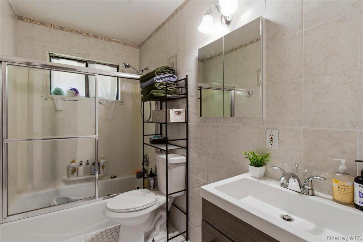 40 Donald Drive Property Photo 15