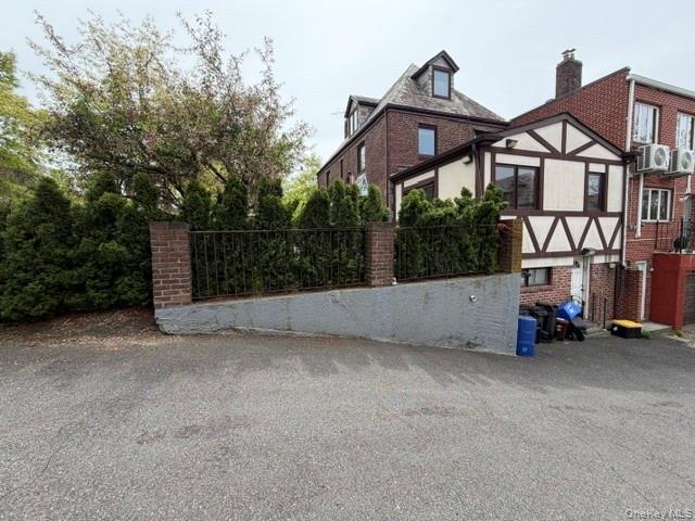 13843 76th Avenue Property Photo 3