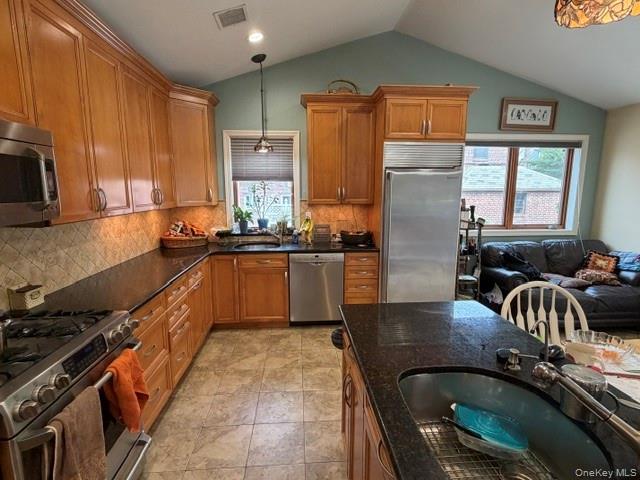 13843 76th Avenue Property Photo 9