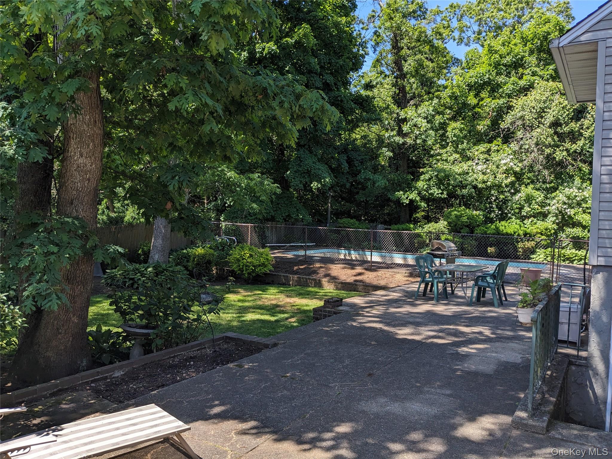 2 Rhode Island Avenue Property Photo 12