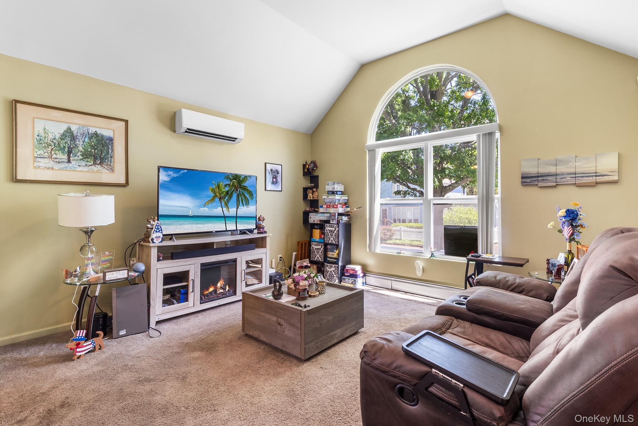 49 Oakdale Avenue Property Photo 4