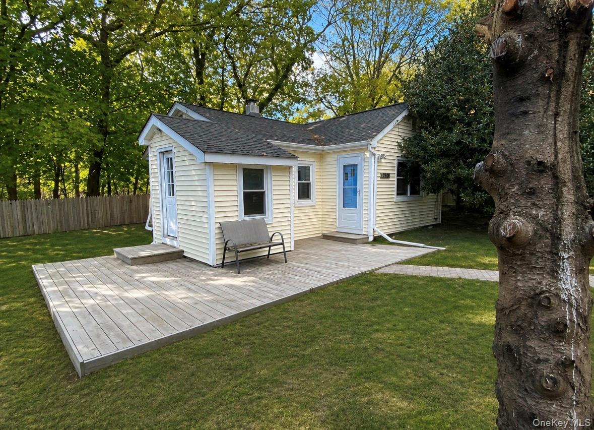 529 Montauk Highway Property Photo 2