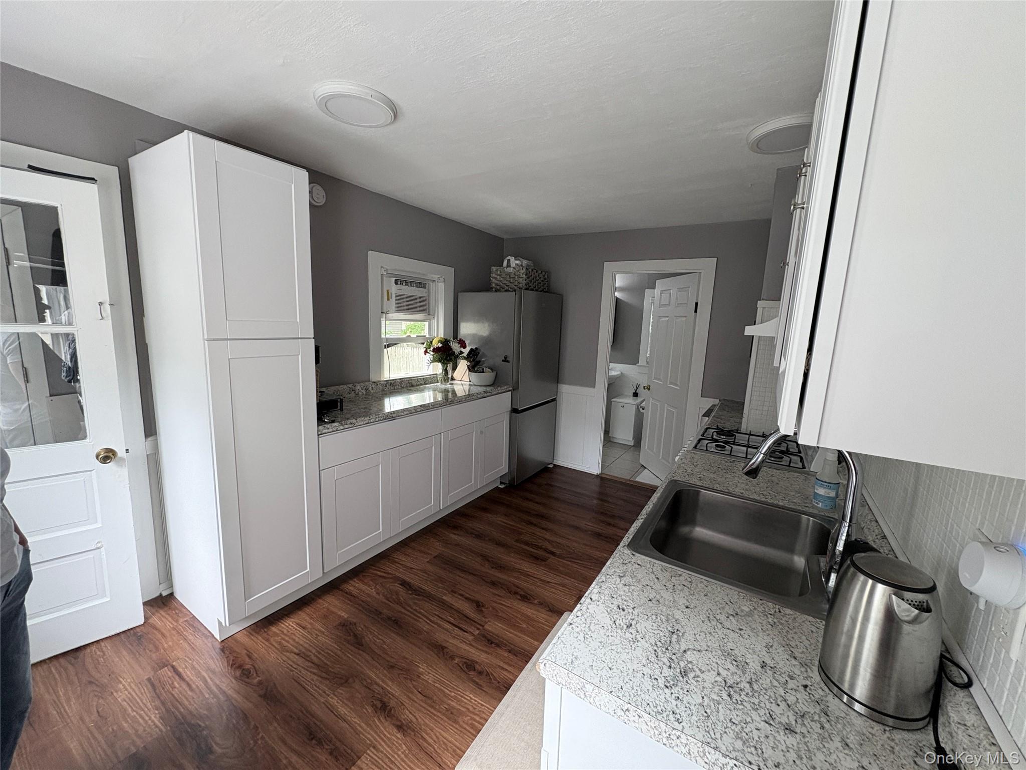 529 Montauk Highway Property Photo 3