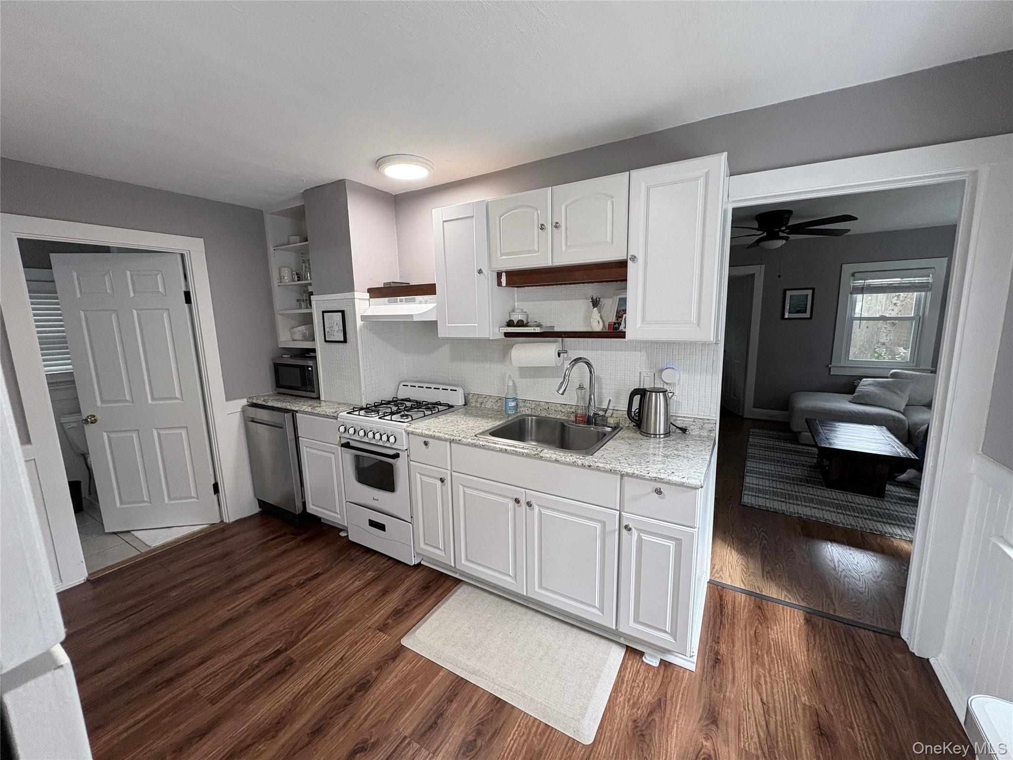 529 Montauk Highway Property Photo 4