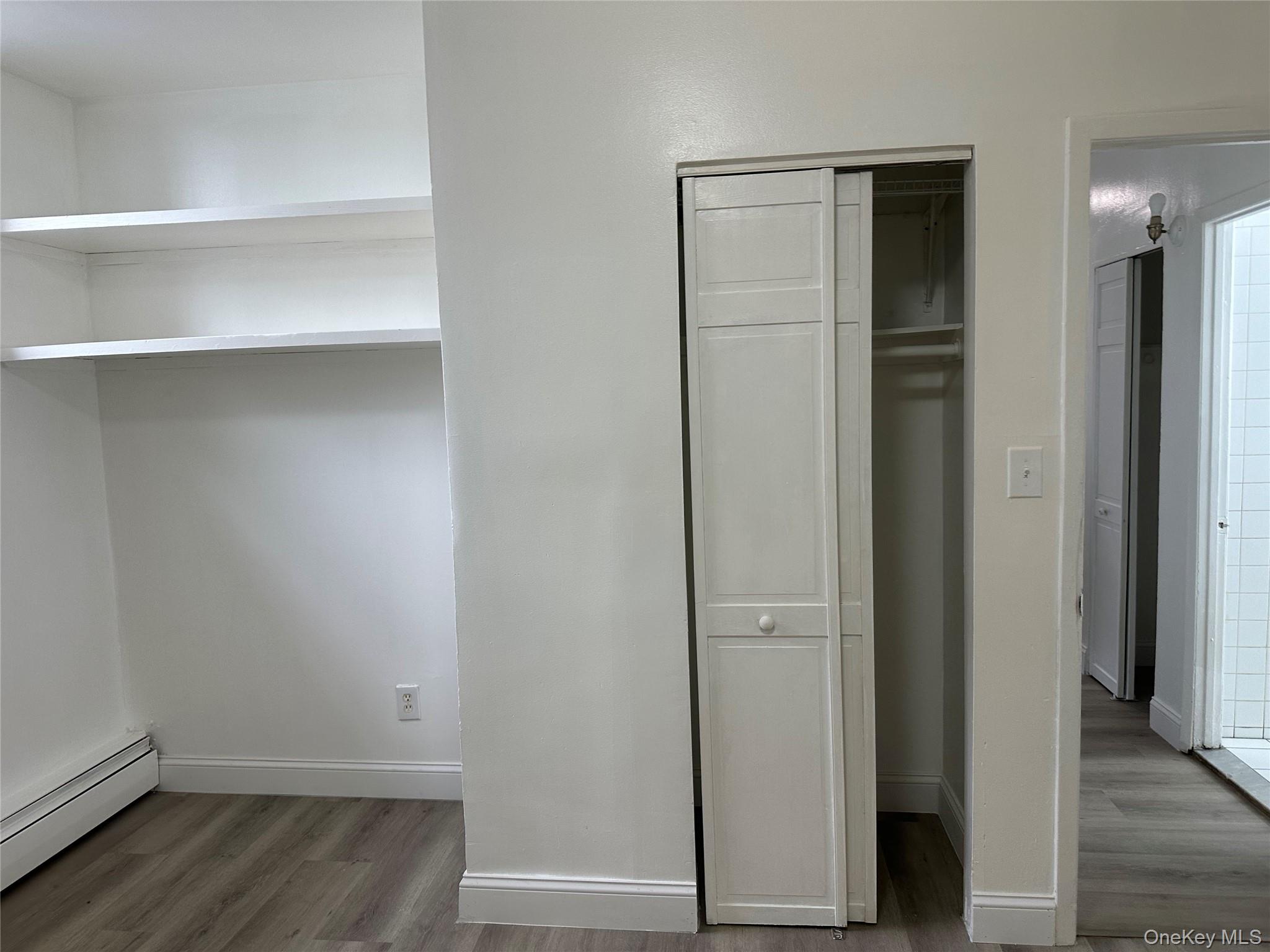8410 101 Street Property Photo 2