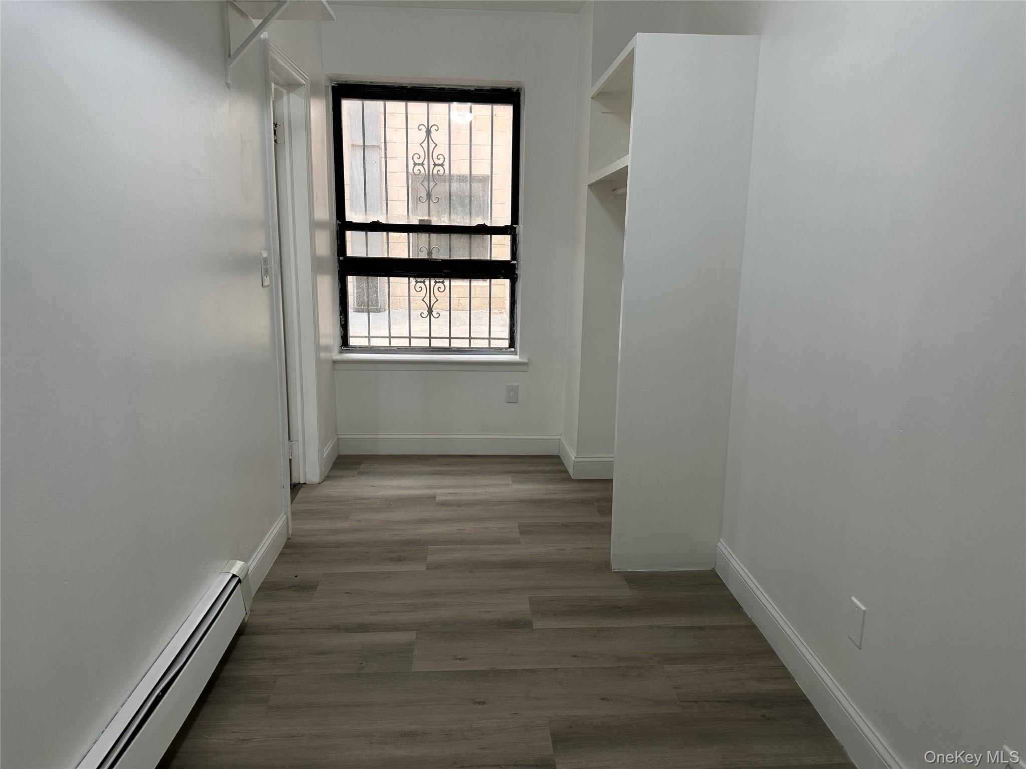 8410 101 Street Property Photo 4